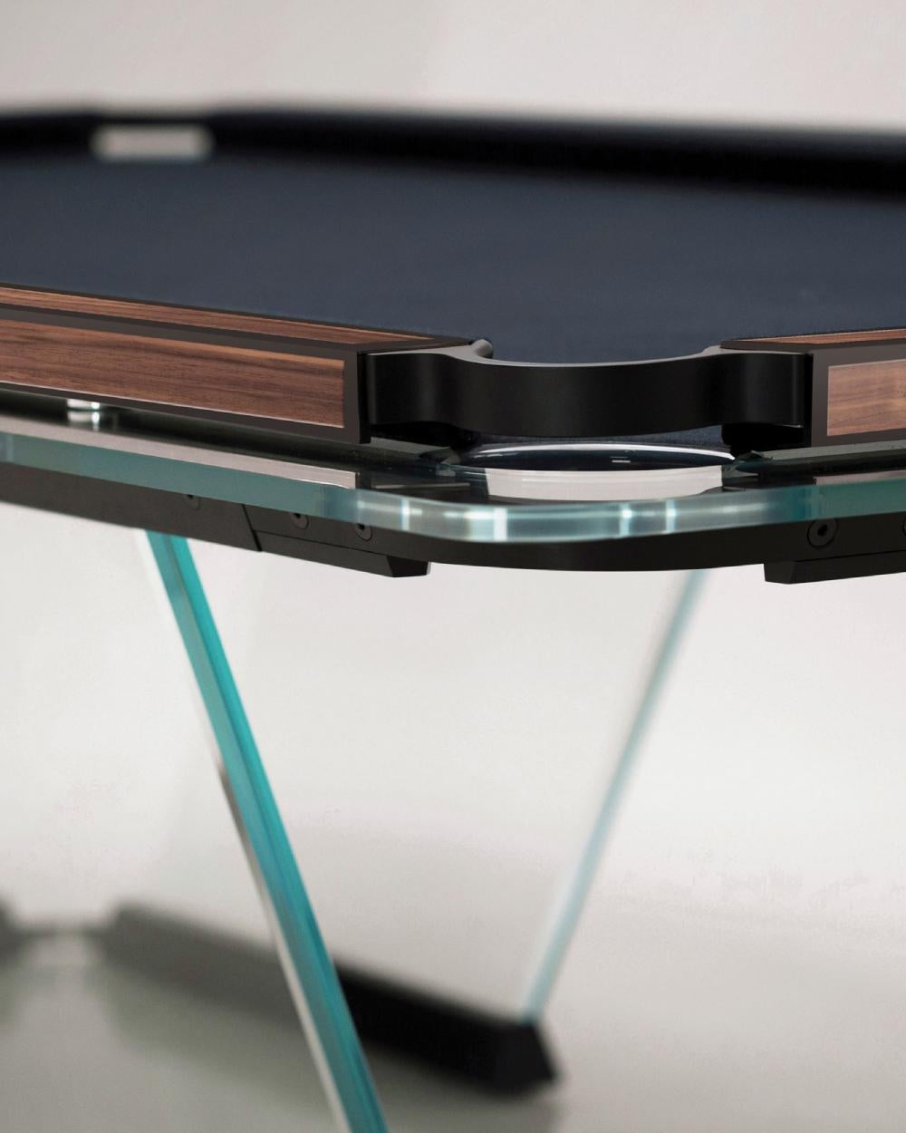 Teckell T1.3 Kristall 9-Fuß-Pooltisch aus Nussbaumholz von Marc Sadler (21. Jahrhundert und zeitgenössisch) im Angebot