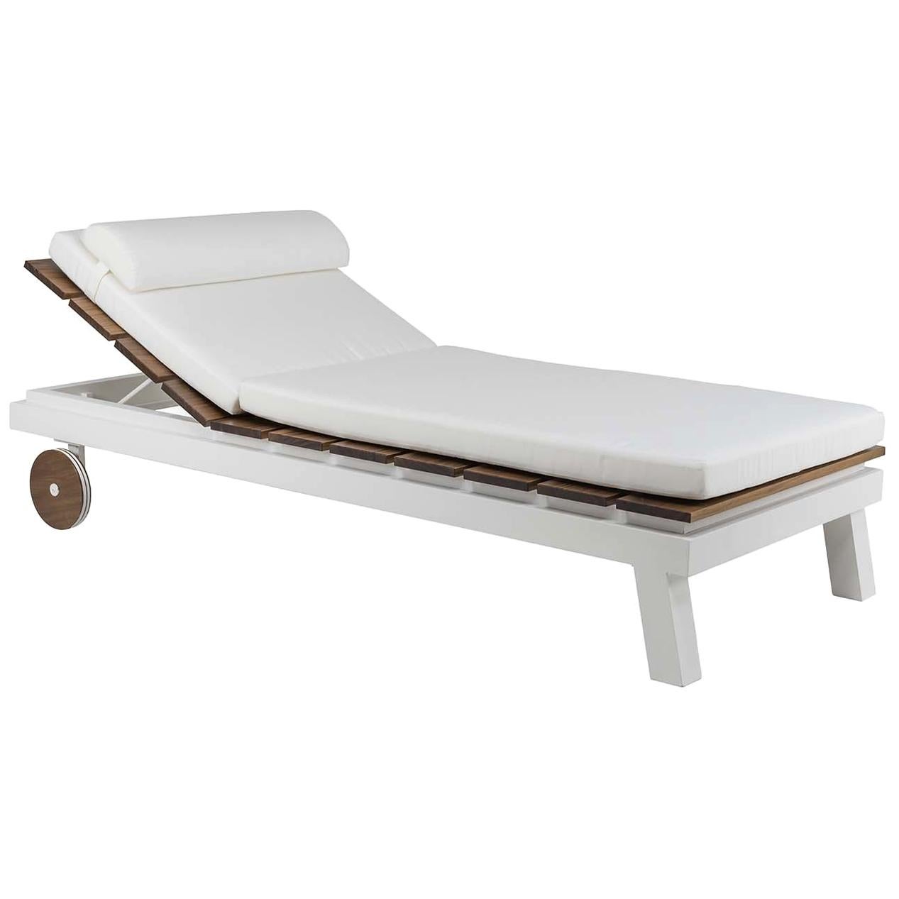 Tecla White Single Chaise Longue by Braid Outdoor For Sale