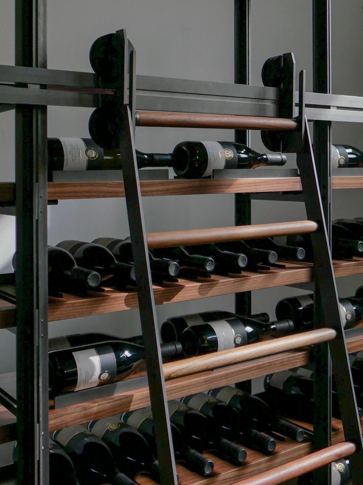 XXI secolo e contemporaneo TECNICA WINERY Scaffalatura modulare per vino di Jaume Tresserra per Dessie' in vendita