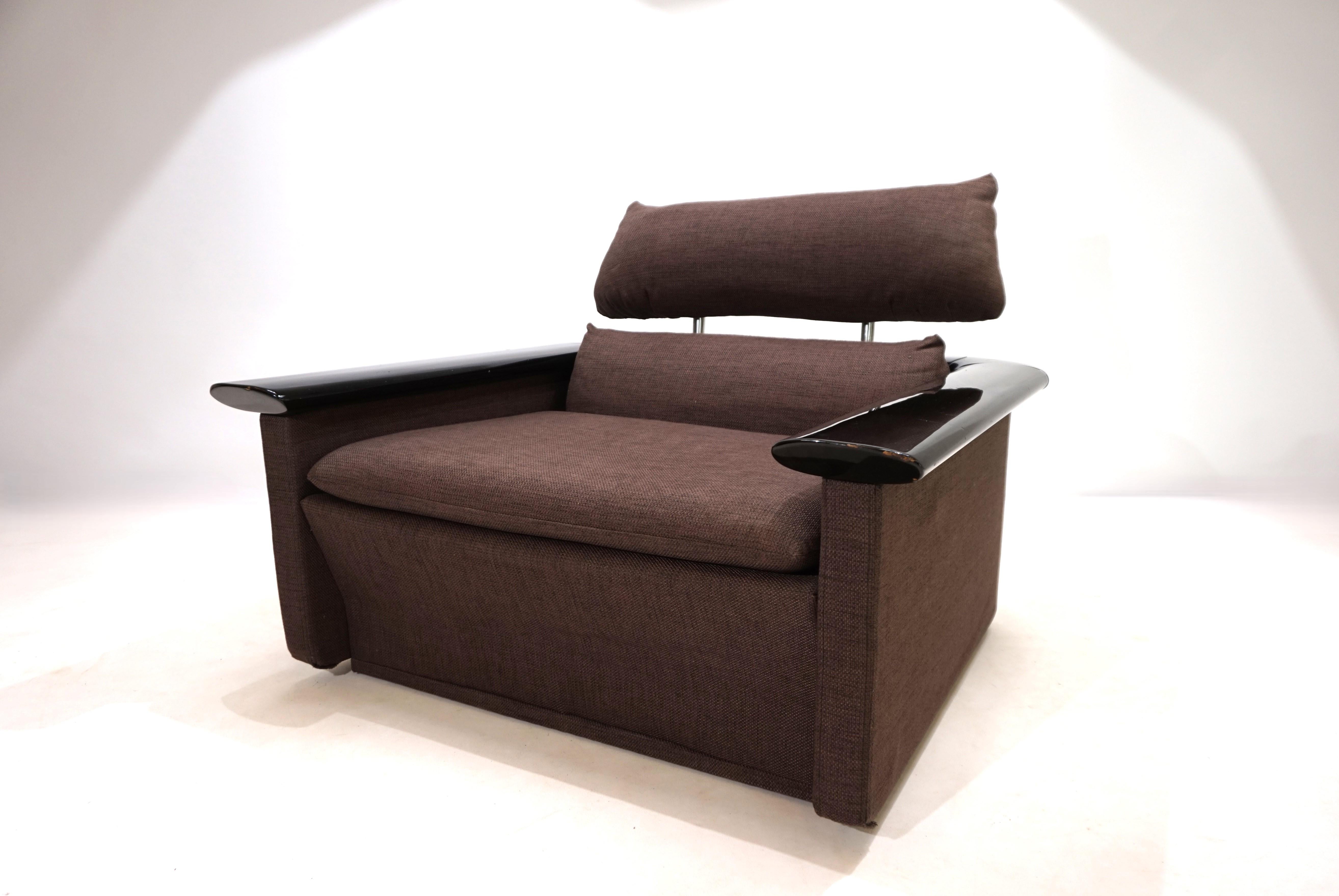 Fin du 20e siècle Fauteuil de salon Tecno avec cadre en laque de piano, 1970 en vente