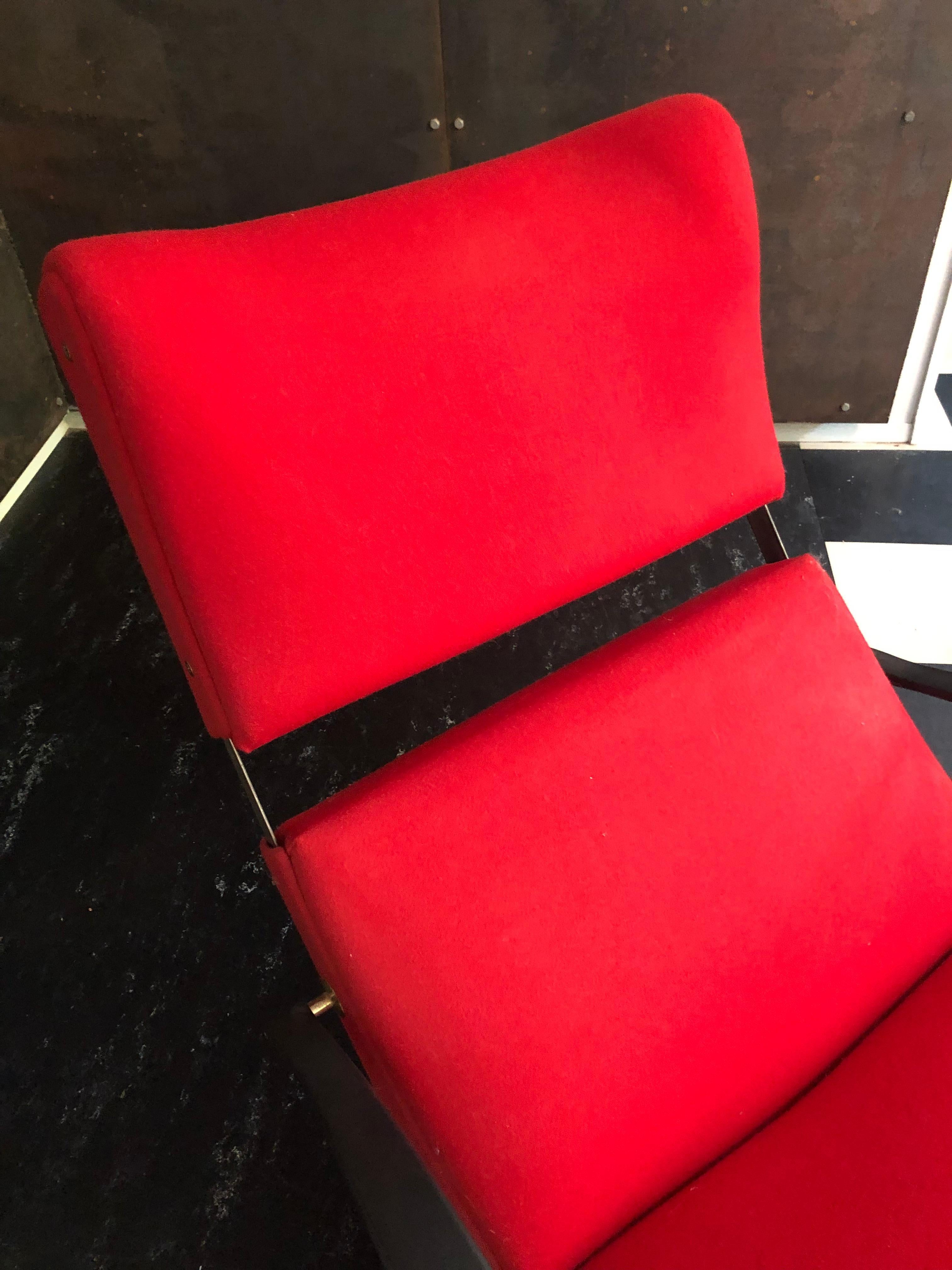 Mid-Century Modern Tecno P40 Versatile Multi Position Lounge Chair by Osvaldo Borsani For Sale