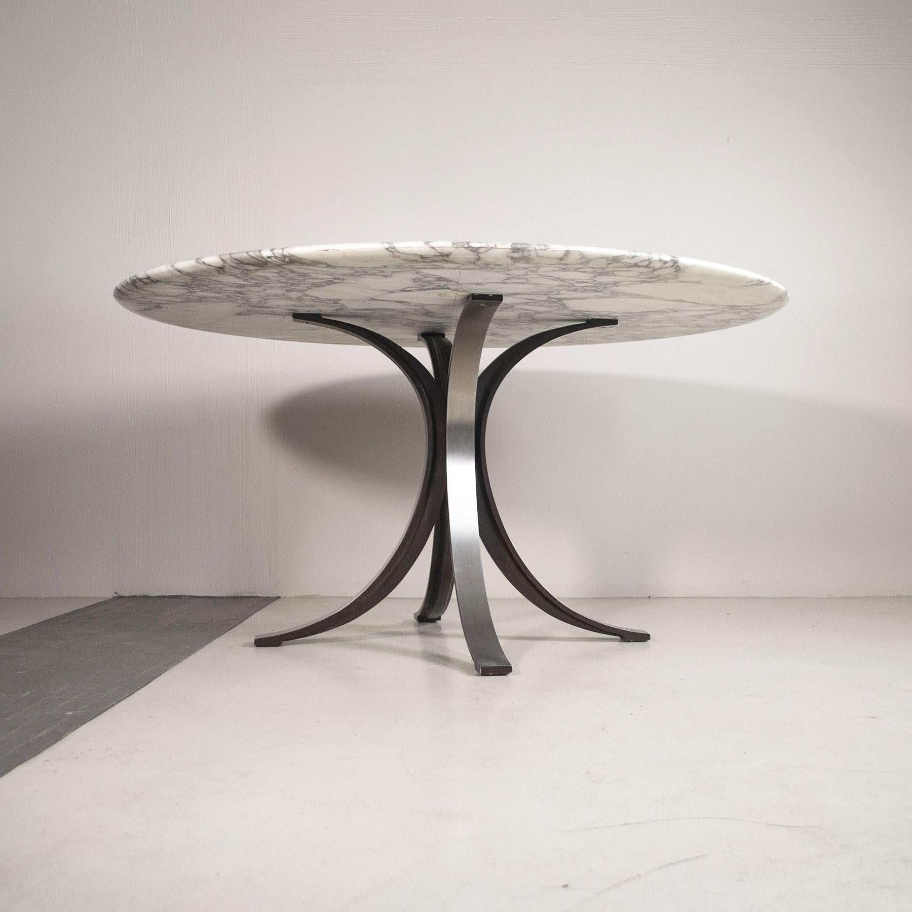 Mid-20th Century Tecno T69 en marbre table Osvaldo Borsani Eugenio Gerli en vente