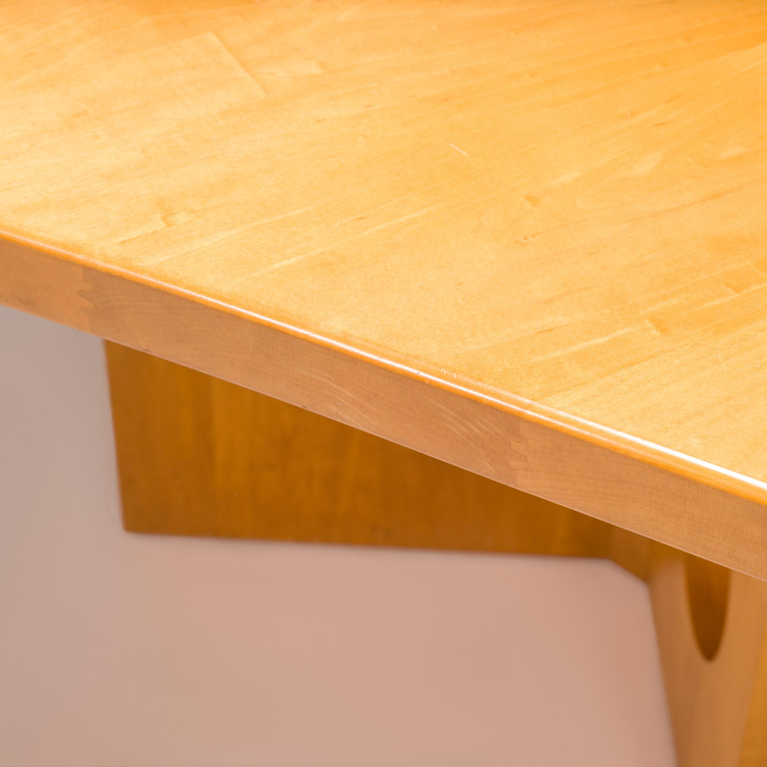 Table de salle à manger Tecta M23 en bois de porte-à-faux en vente 2