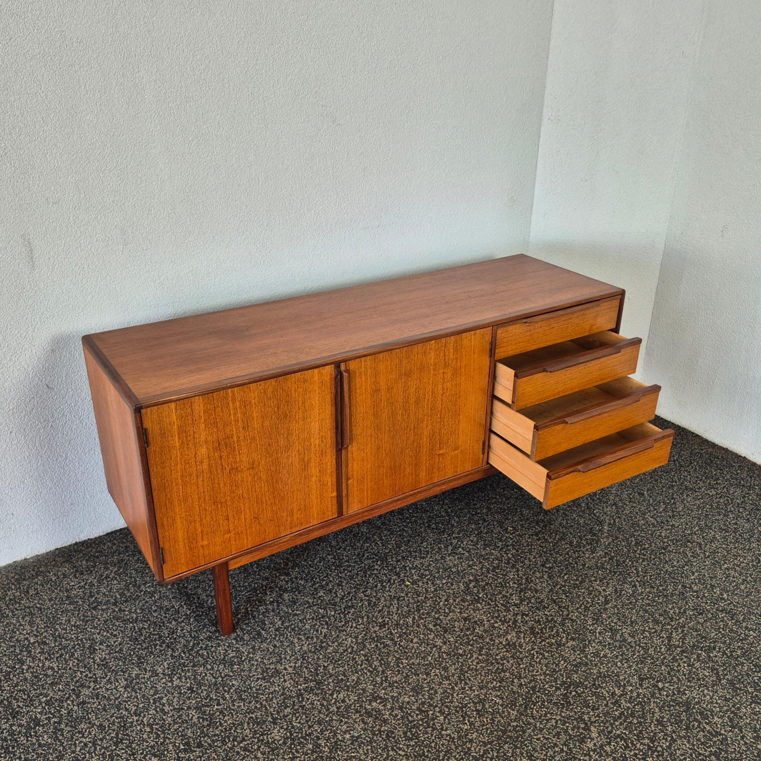 Teak 