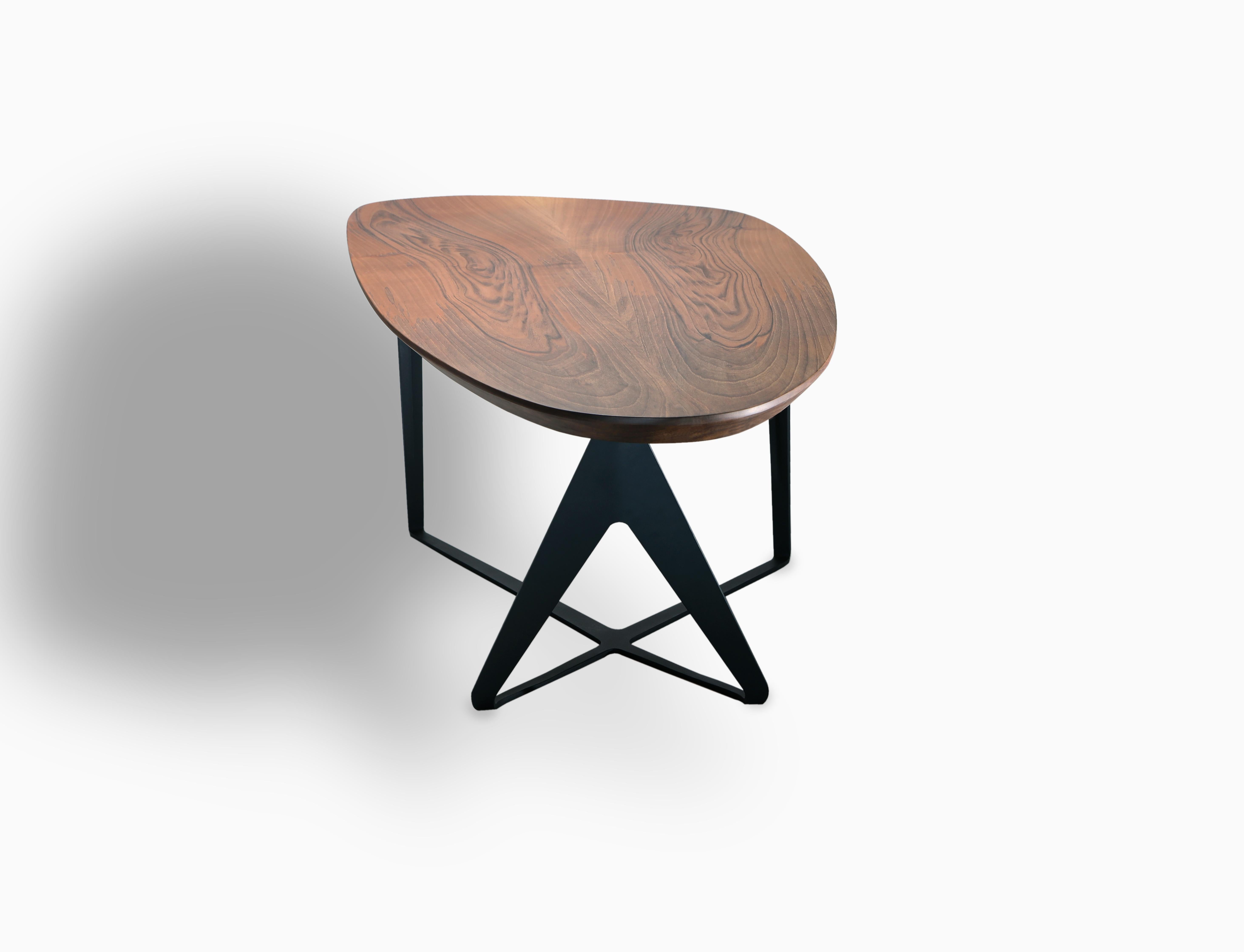 Moderno TED Coffee Table in Solid Walnut – Italian Design Coffee Table by Greyge in vendita