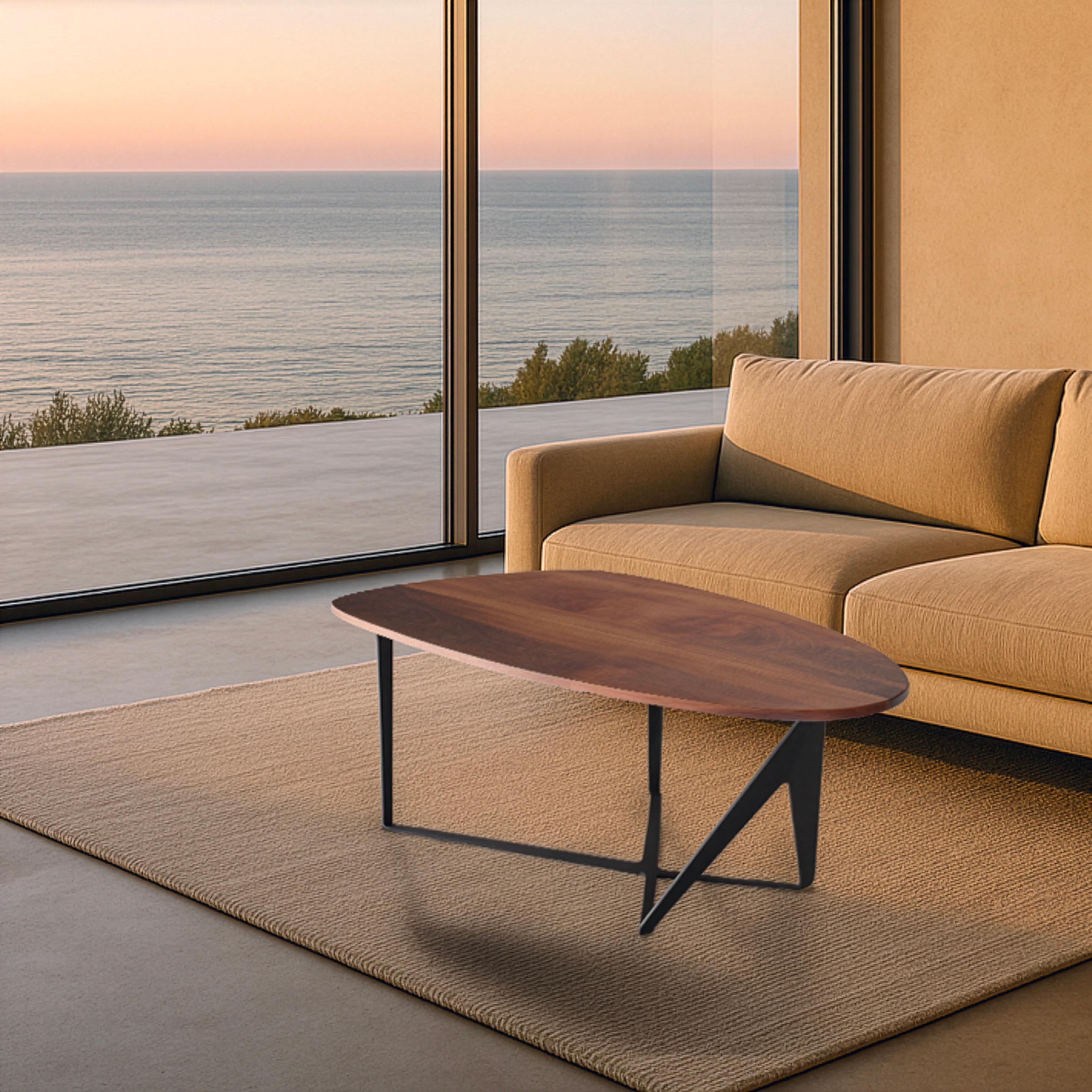 TED Coffee Table in Solid Walnut – Italian Design Coffee Table by Greyge In condizioni Nuovo in vendita a Roma, IT