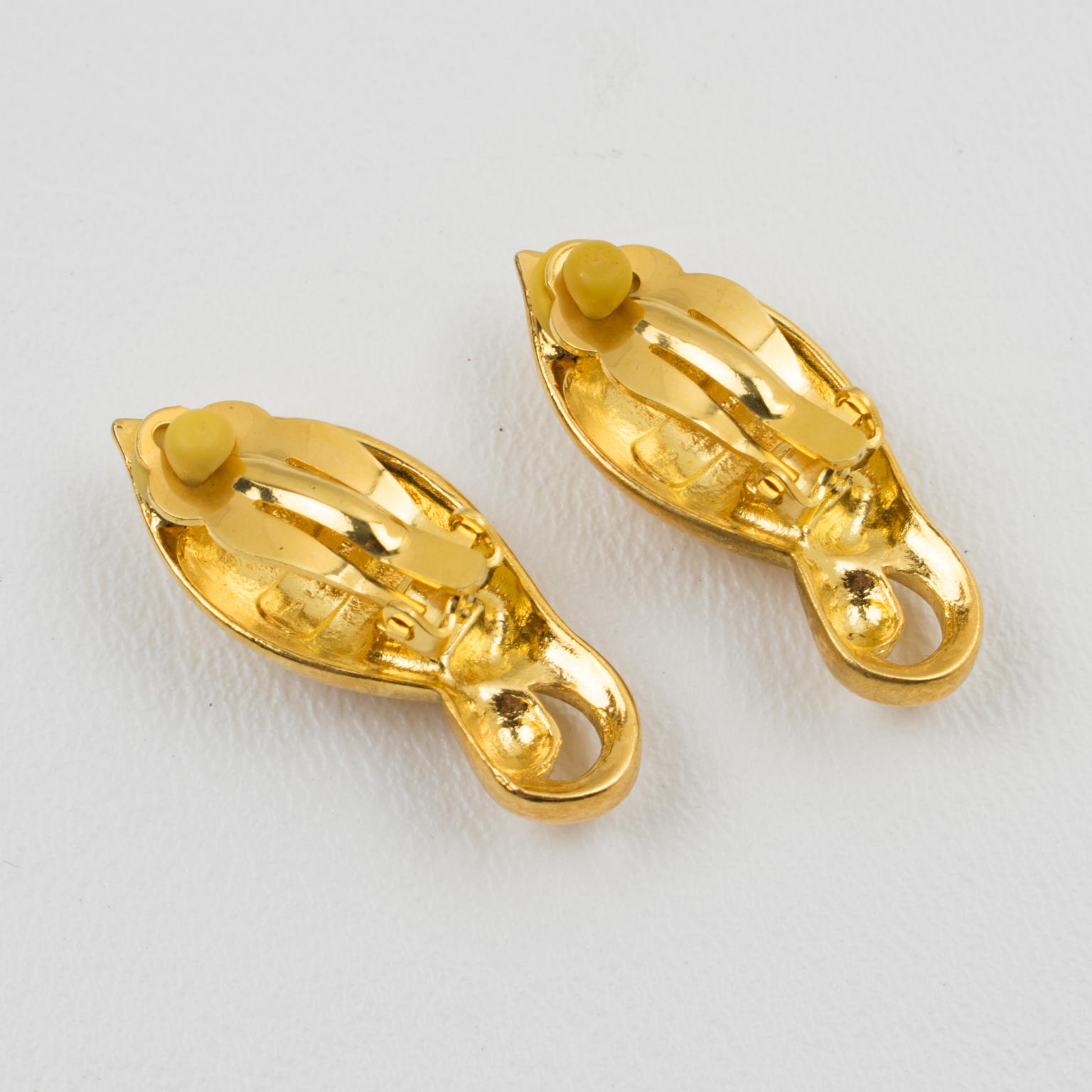 Ted Lapidus Paris Gilt Metal Volute Clip Earrings In Excellent Condition For Sale In Atlanta, GA