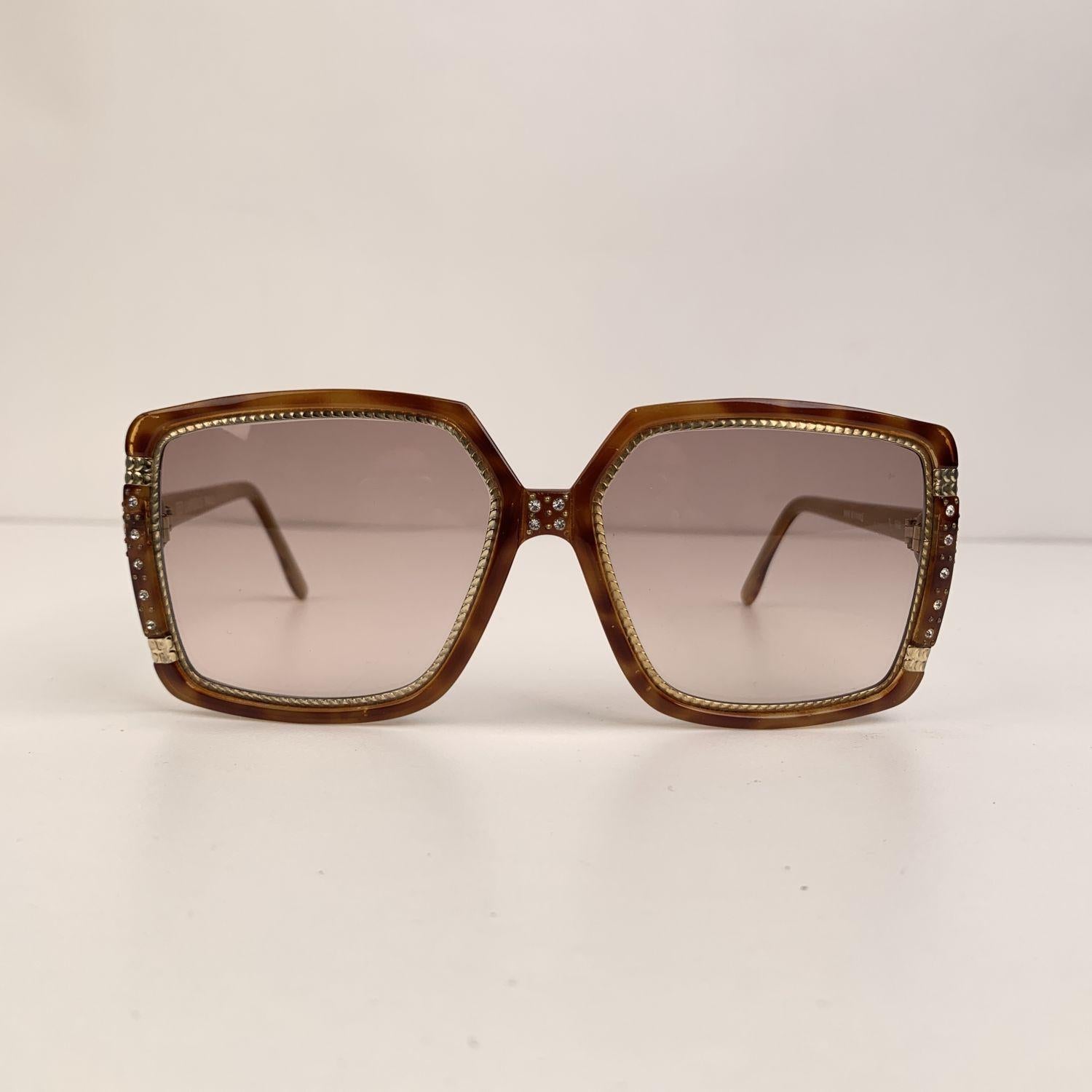 Ted Lapidus Vintage TL 1502 Sunglasses Crystals 58-14 130mm In Excellent Condition In Rome, Rome