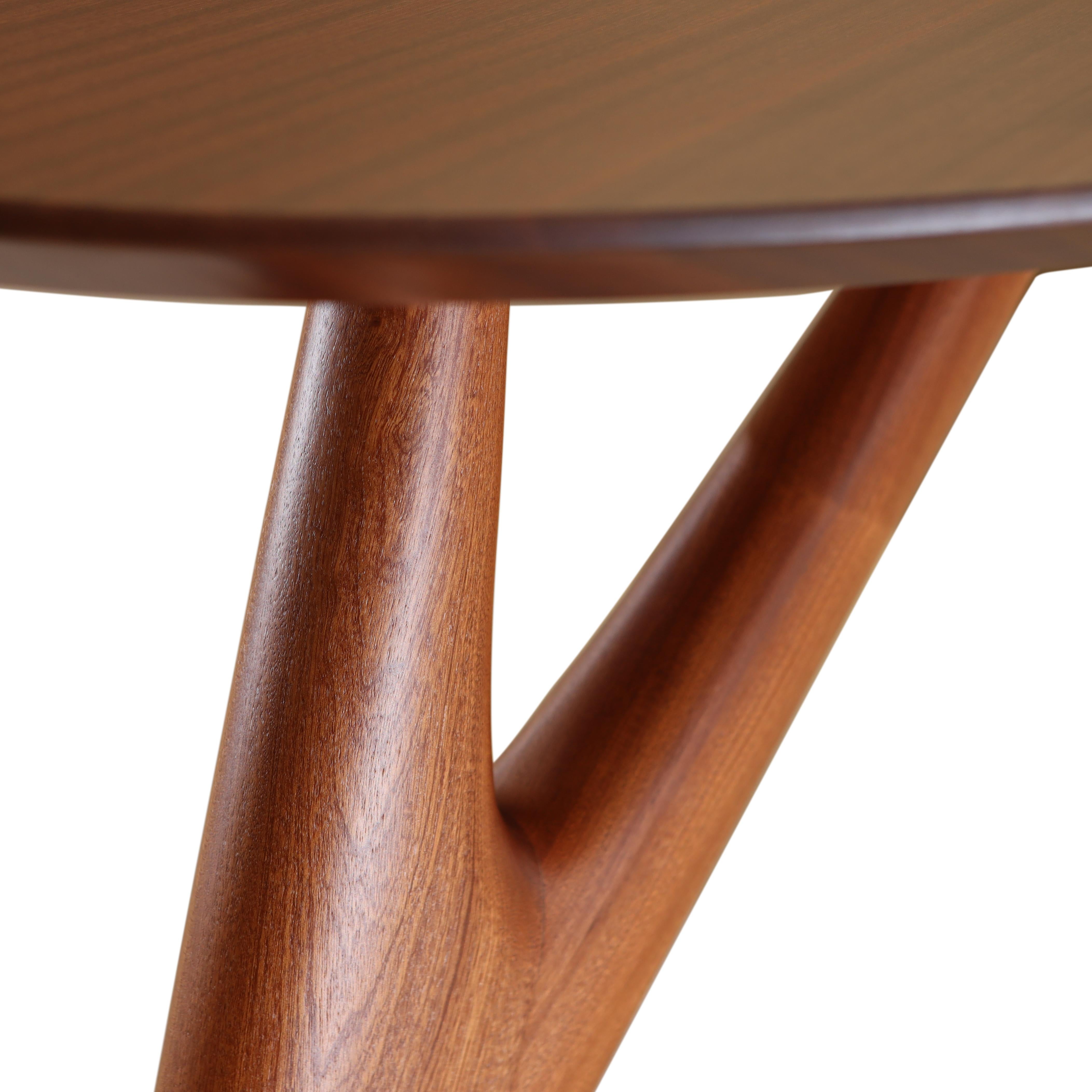 TED Masterpiece Mesa de comedor de caoba maciza - Hecho a mano en Italia en Nuevo estado para la venta en Roma, IT