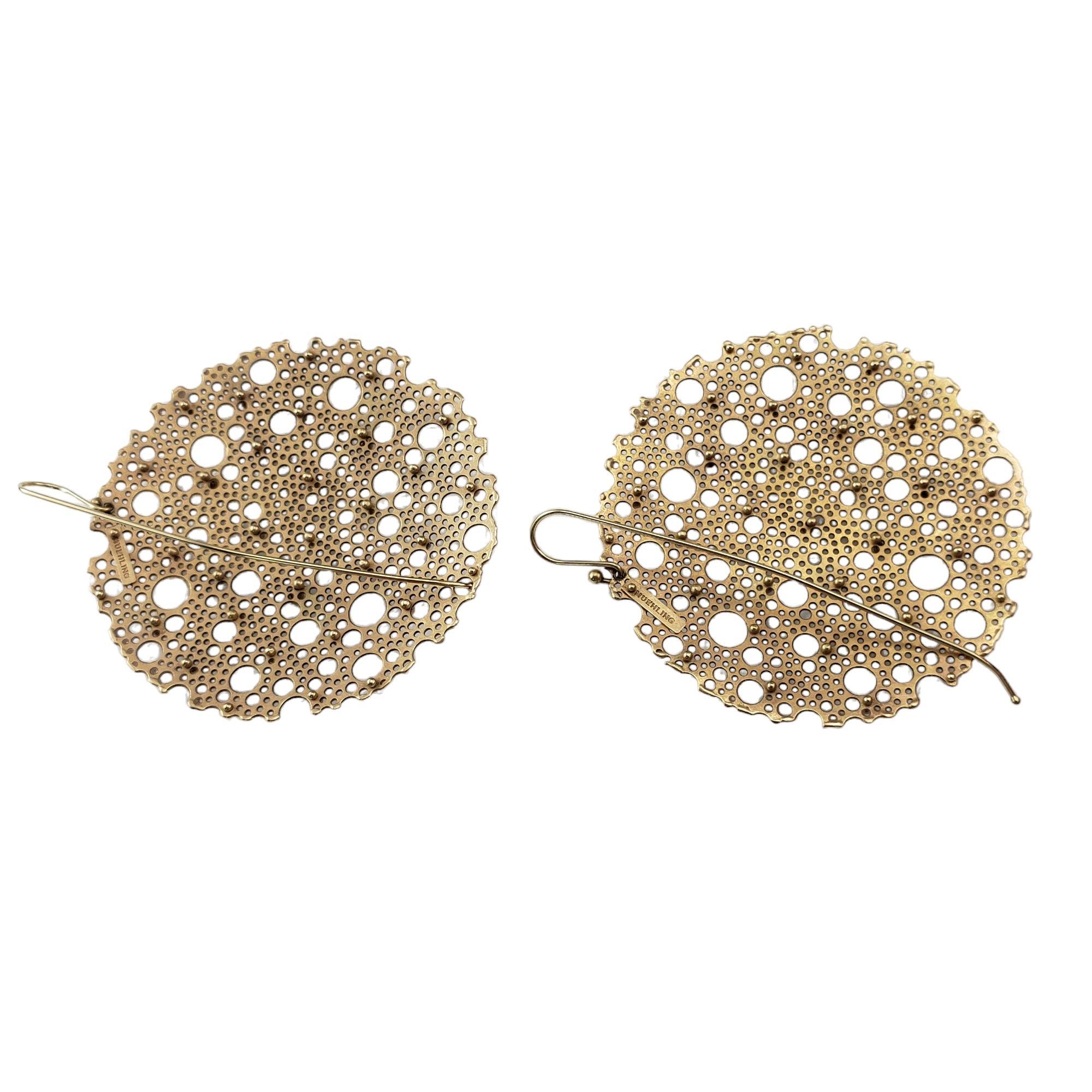 Women's Ted Muehling Queen Anne's Lace 14K Yellow Gold Threader Earrings #17114 For Sale