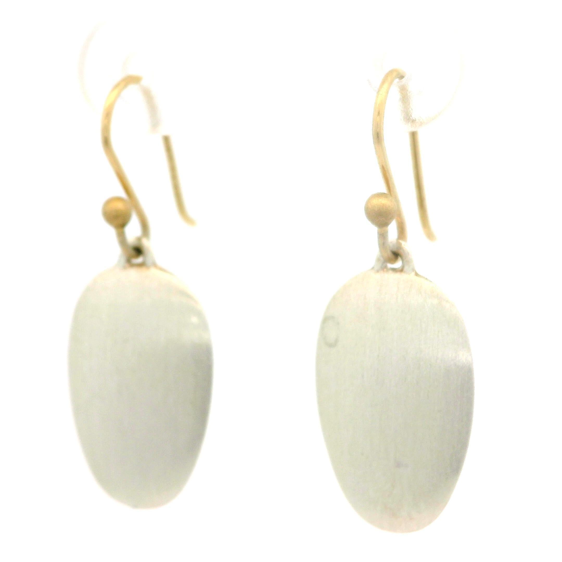Material: Sterling Silver & 14k Yellow Gold w/ Plastic Stoppers
Weight: 4.70 Grams
Overall Height: 26.9mm (1
