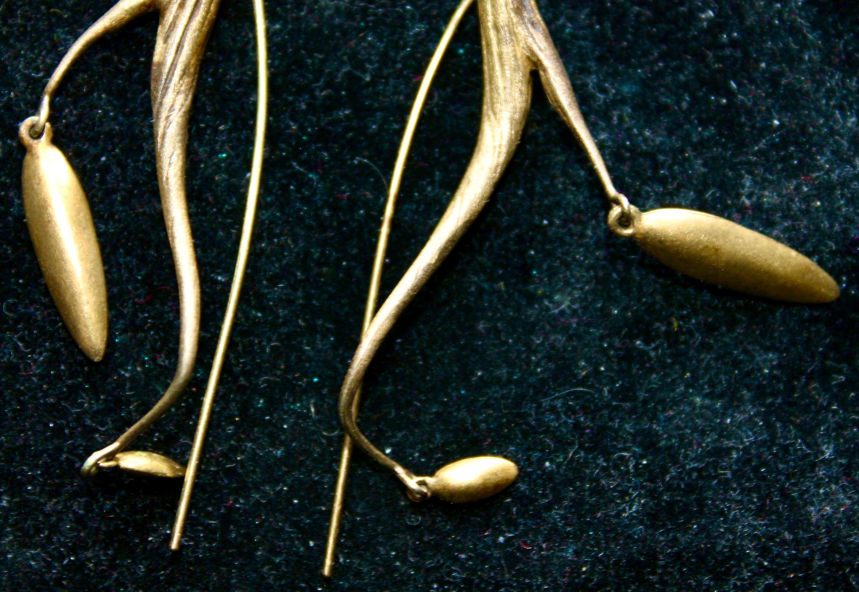 Ted Muehling Twig & Pod 18K Gold Plated Brooch & Earrings  For Sale 2