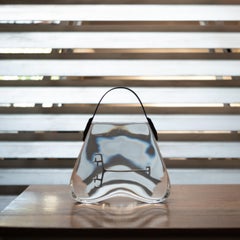 Bolso Ted Noten "Carrying Architecture" Homenaje a Jean Prouvé