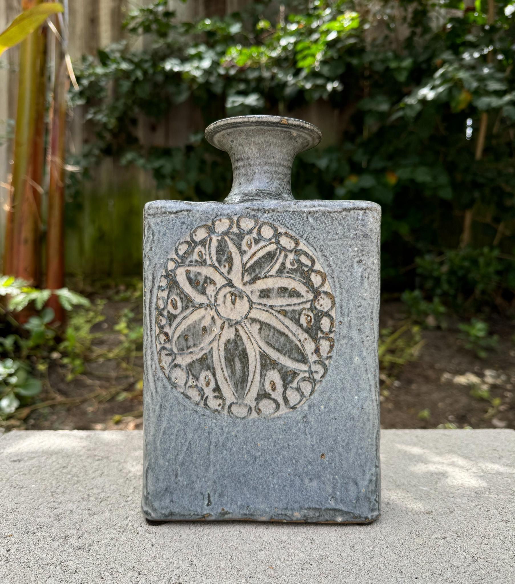 Mid-Century moderno Vaso in ceramica Ted Saito, California, c.1970 in vendita