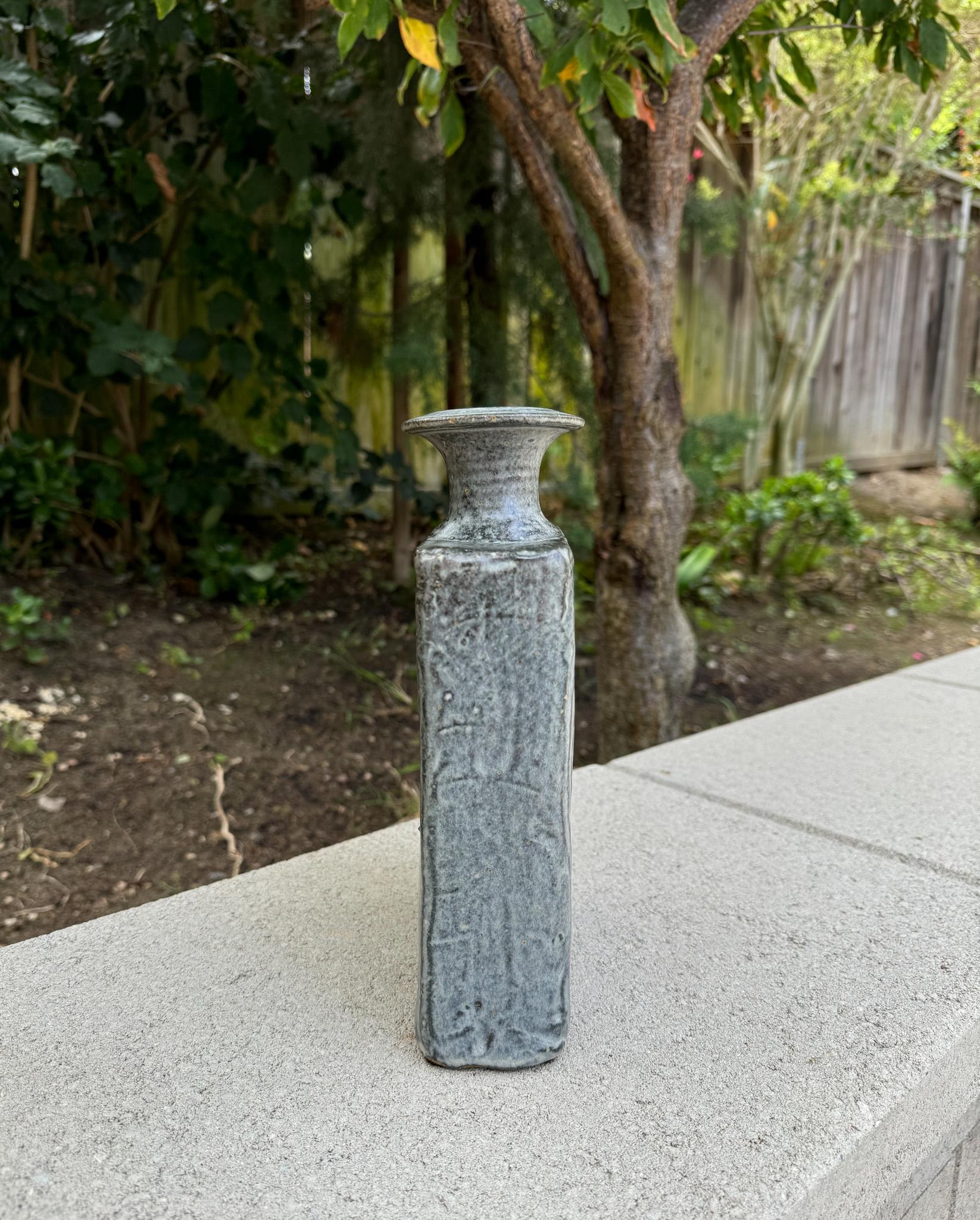 XX secolo Vaso in ceramica Ted Saito, California, c.1970 in vendita