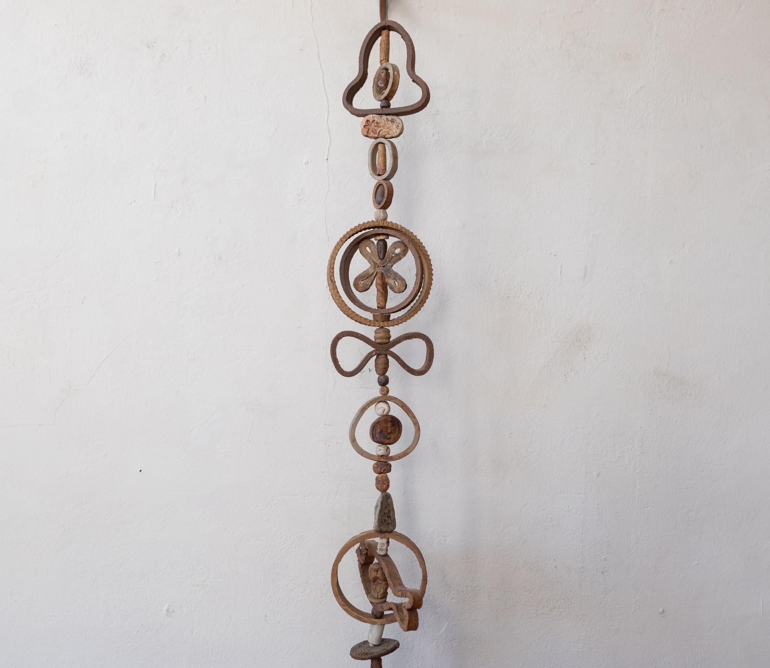 Hängeskulptur aus Keramik von Ted Saito, 1970er-Jahre (Ende des 20. Jahrhunderts)