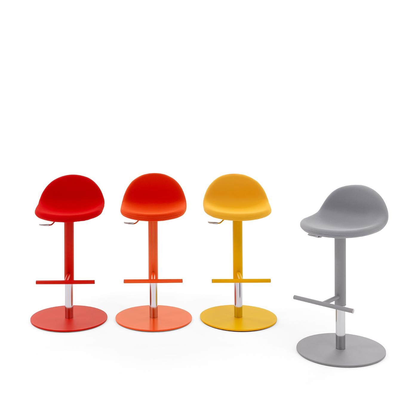 Taburete Ted Up Rojo de Basaglia + Rota Nodari Italiano