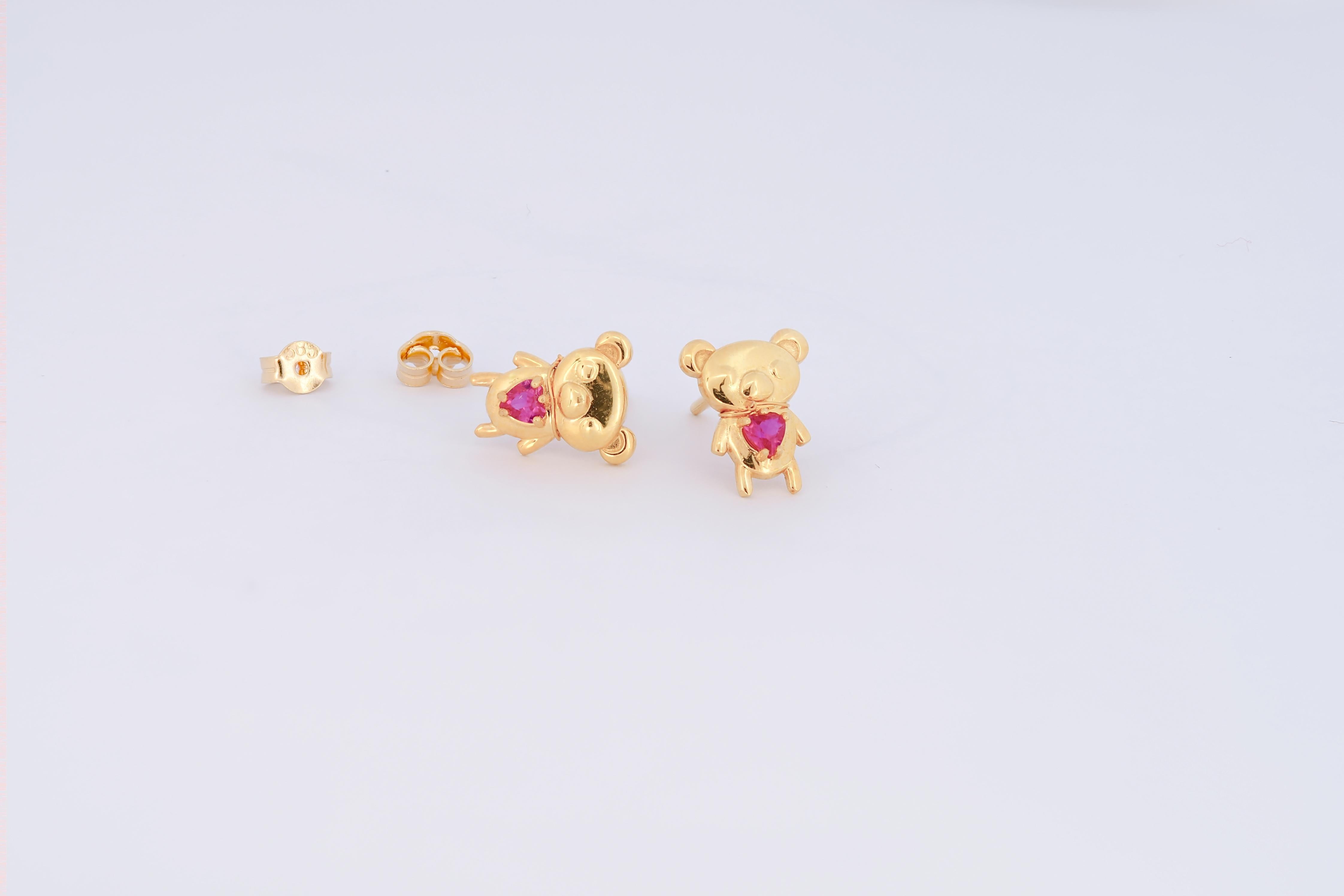 Teddy bear earrings studs in 14k gold. In New Condition For Sale In Istanbul, TR