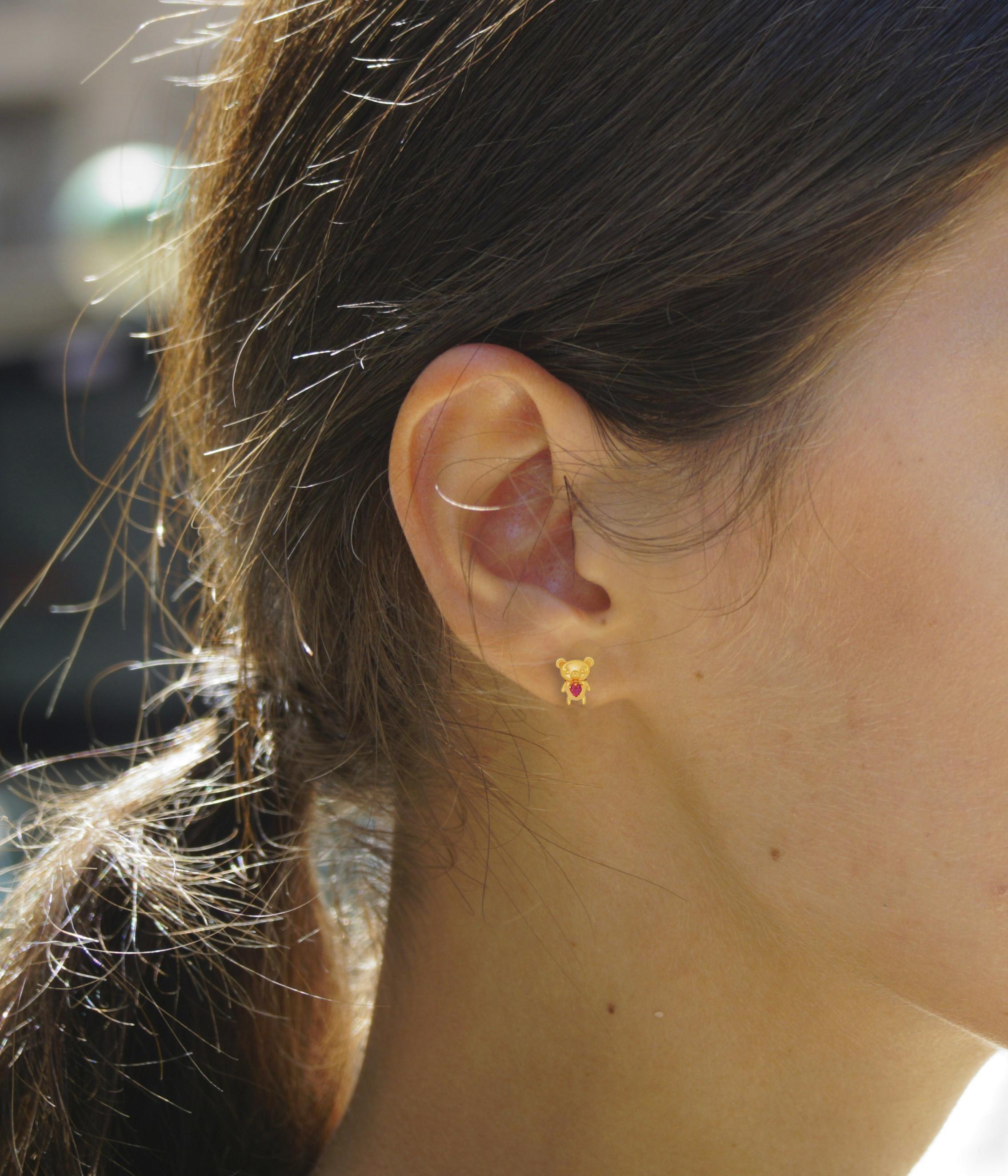 Women's Teddy bear earrings studs in 14k gold. For Sale