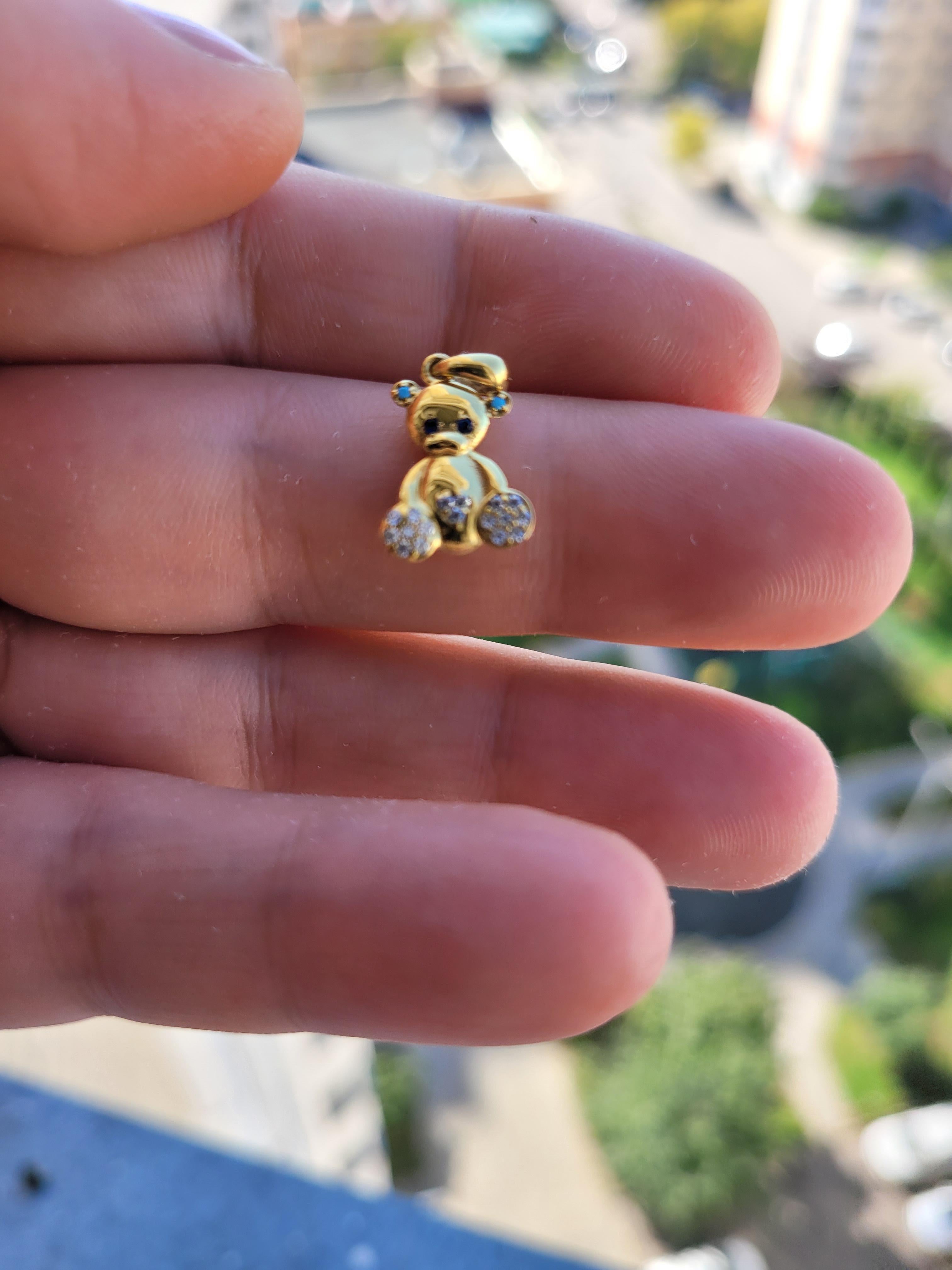 Ciondolo a forma di orsetto in oro 14k in vendita 4