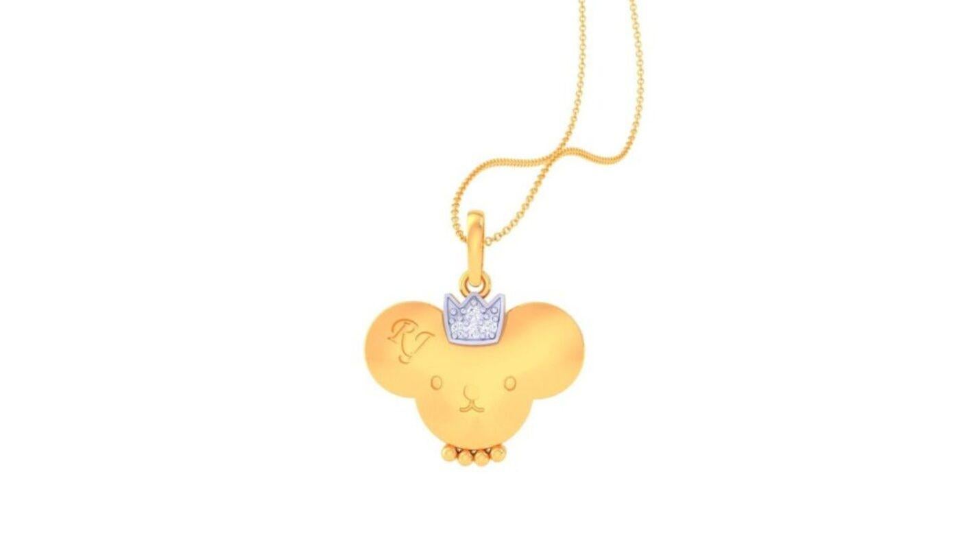 Round Cut Teddy Kids Pendant II, 18k White Gold, Gold, 0.02ct For Sale