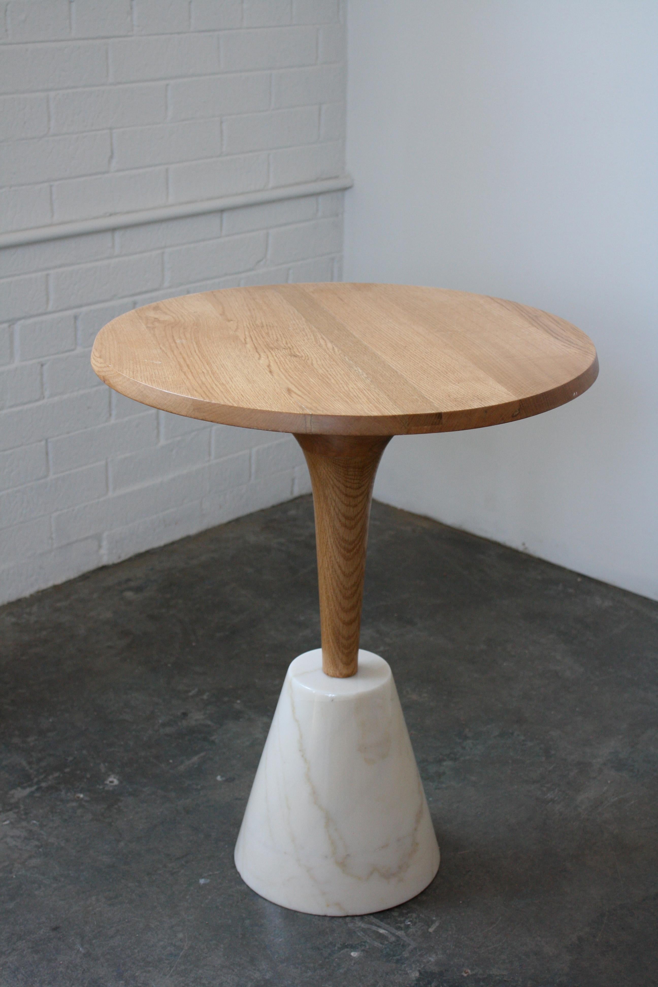AKMD White Oak and Purple-white Marble Tee Table 'Small' 1
