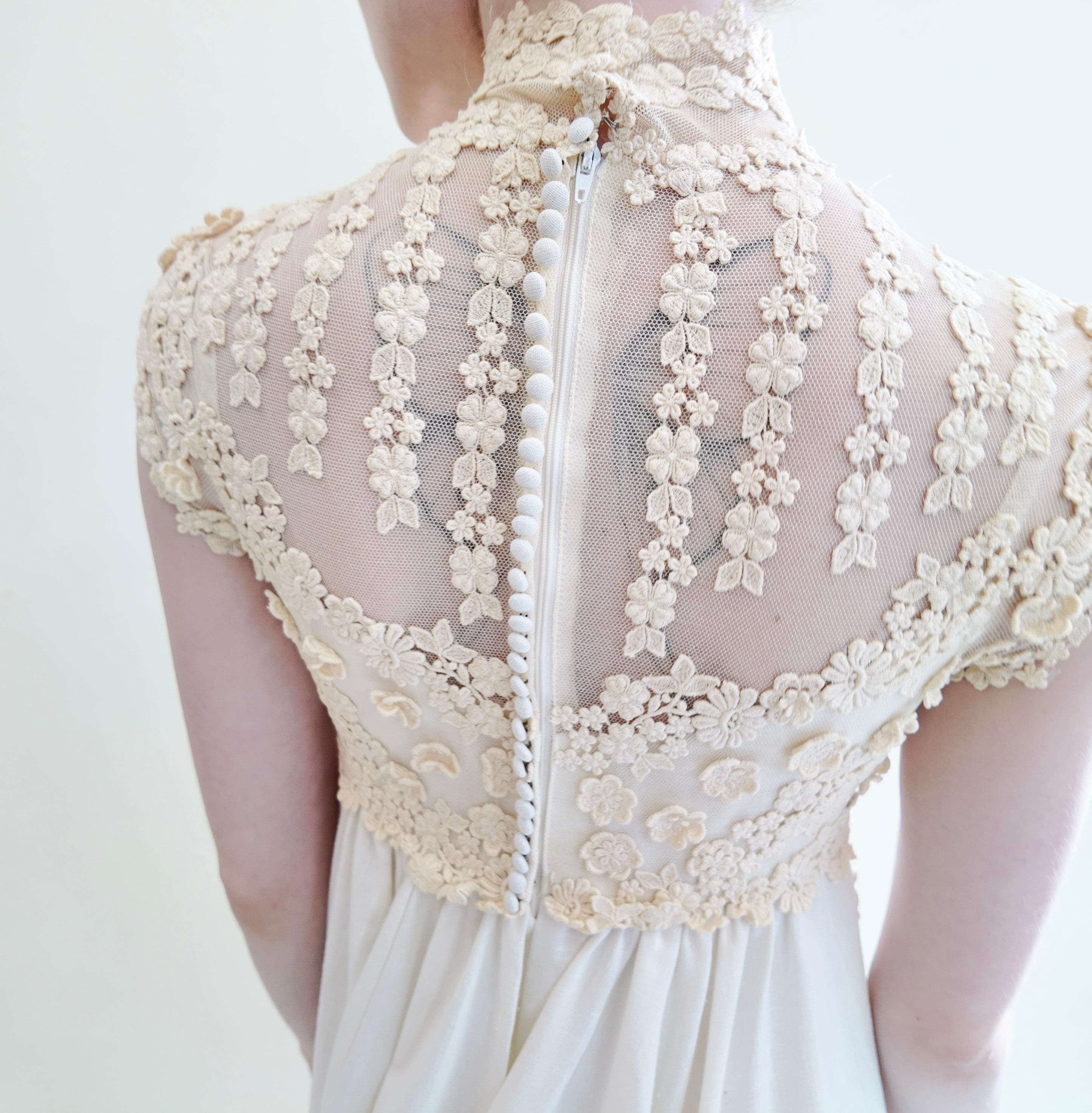 Teeny by Priscilla of Boston 1970's Cotton and Lace Wedding Gown For Sale 5
