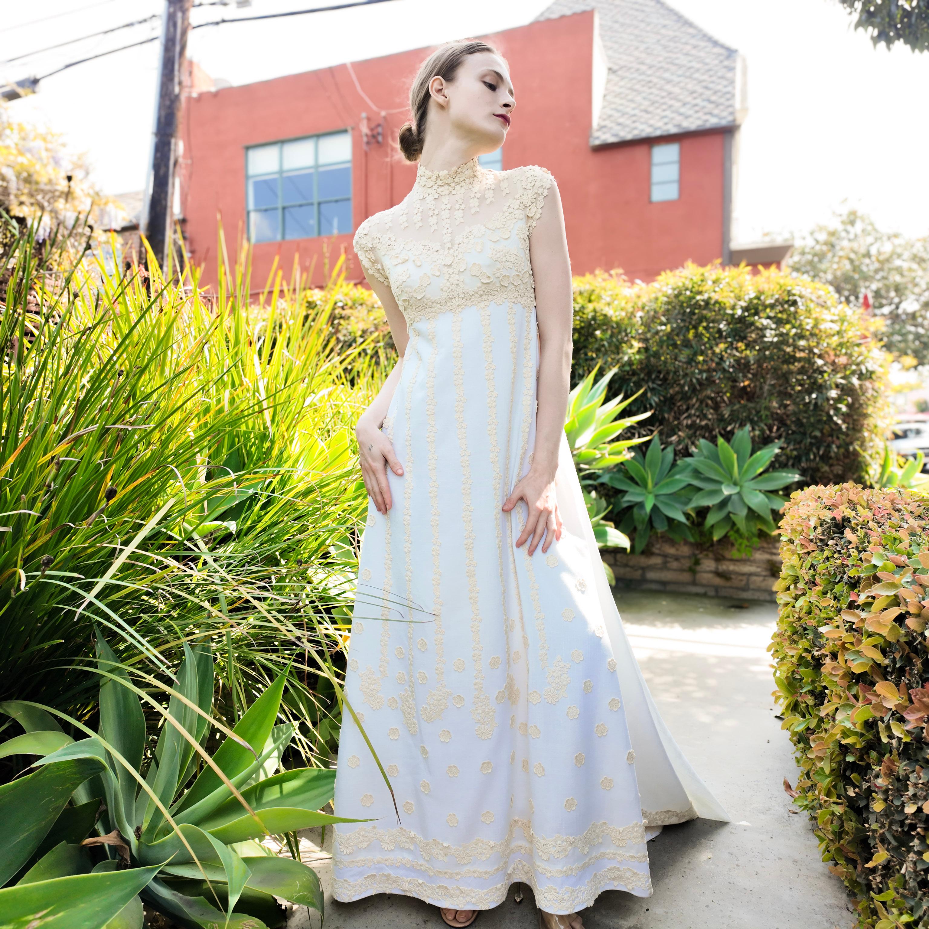 Teeny by Priscilla of Boston 1970's Cotton and Lace Wedding Gown For Sale 7