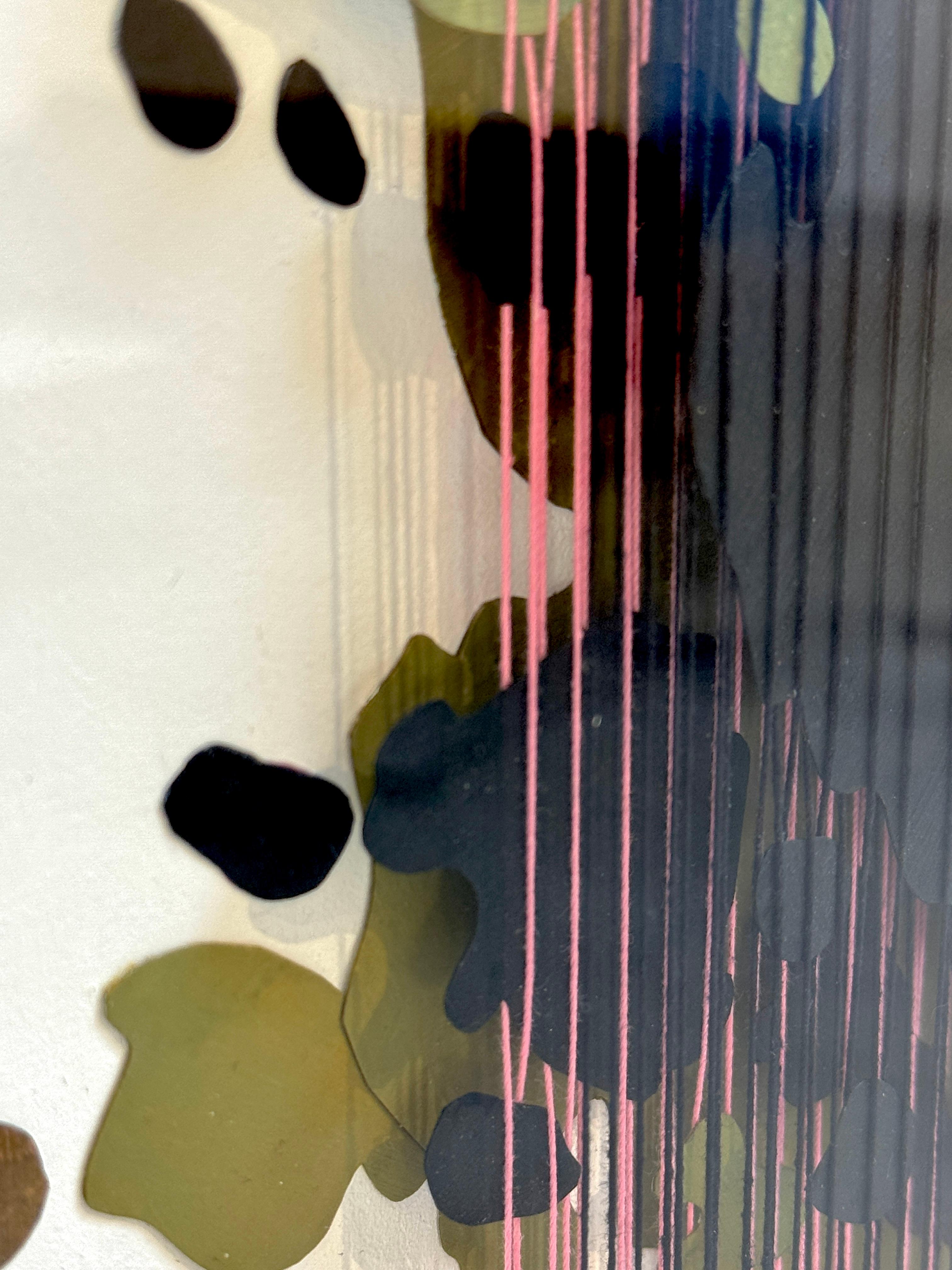 Obra de arte de técnica mixta, mapa abstracto, papel, acrílico e hilo, textil 3D, 2024 en venta 3