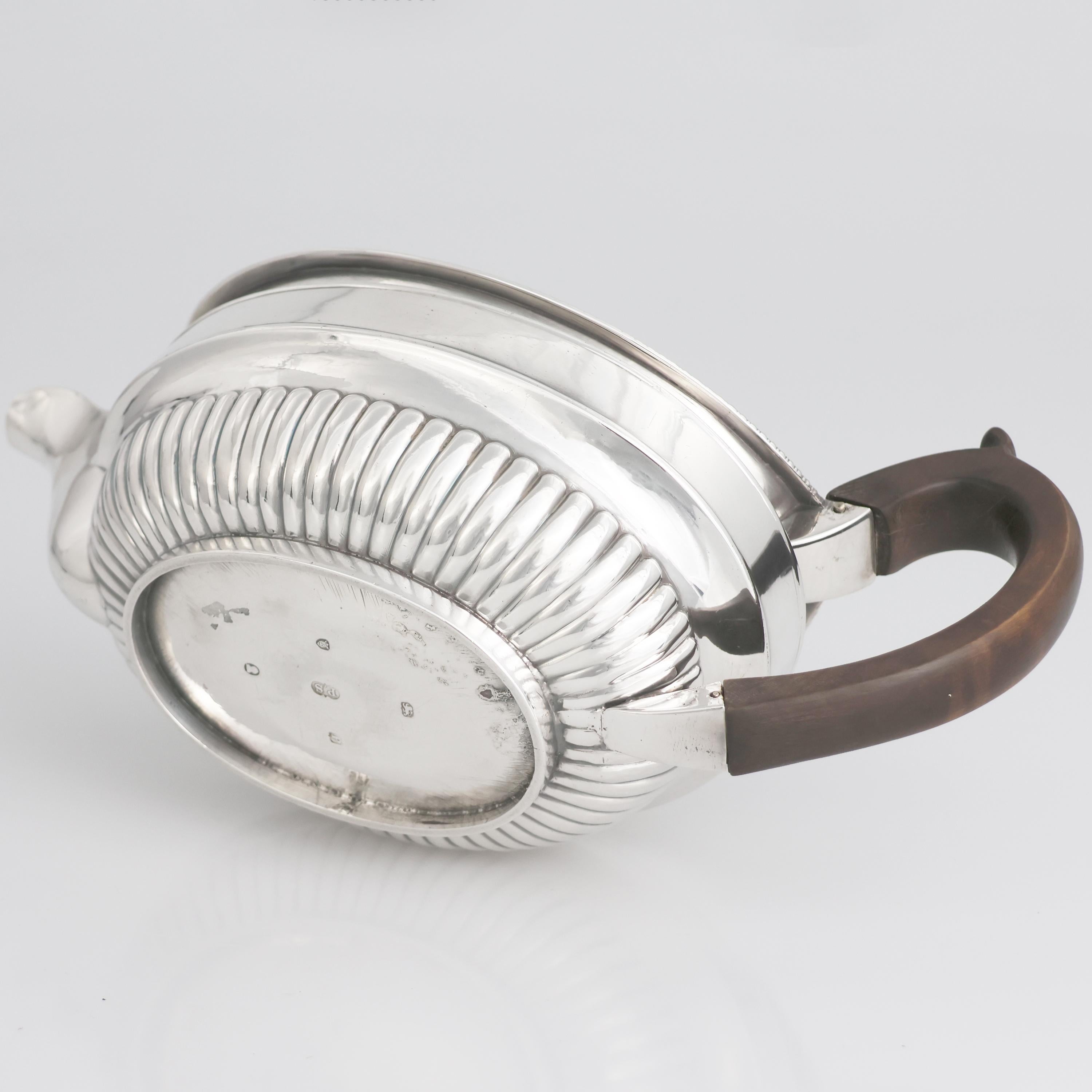 Argento 925 Teiera in argento sterling Giorgio III, Paul Storr, Londra, 1810 in vendita
