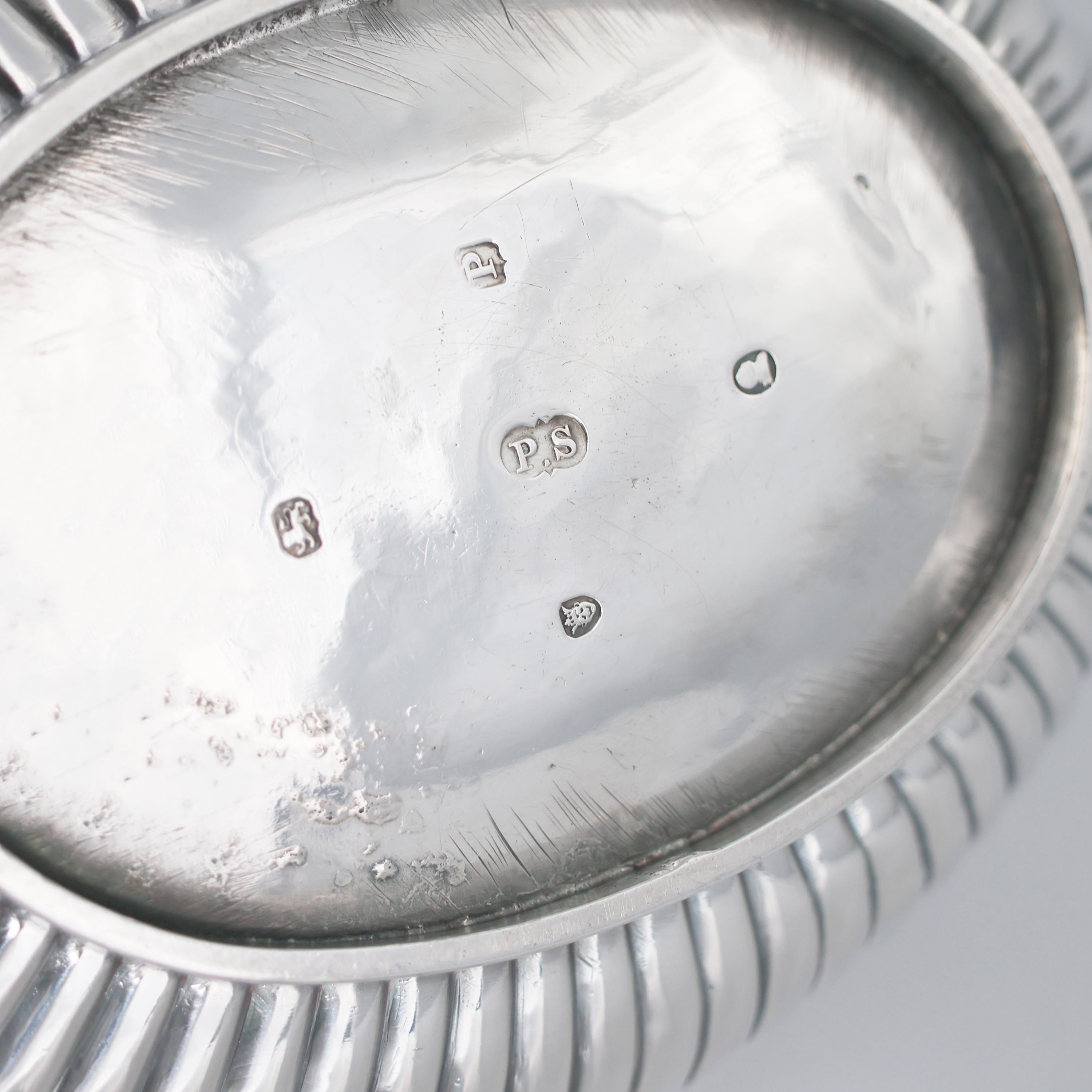 Teiera in argento sterling Giorgio III, Paul Storr, Londra, 1810 in vendita 1