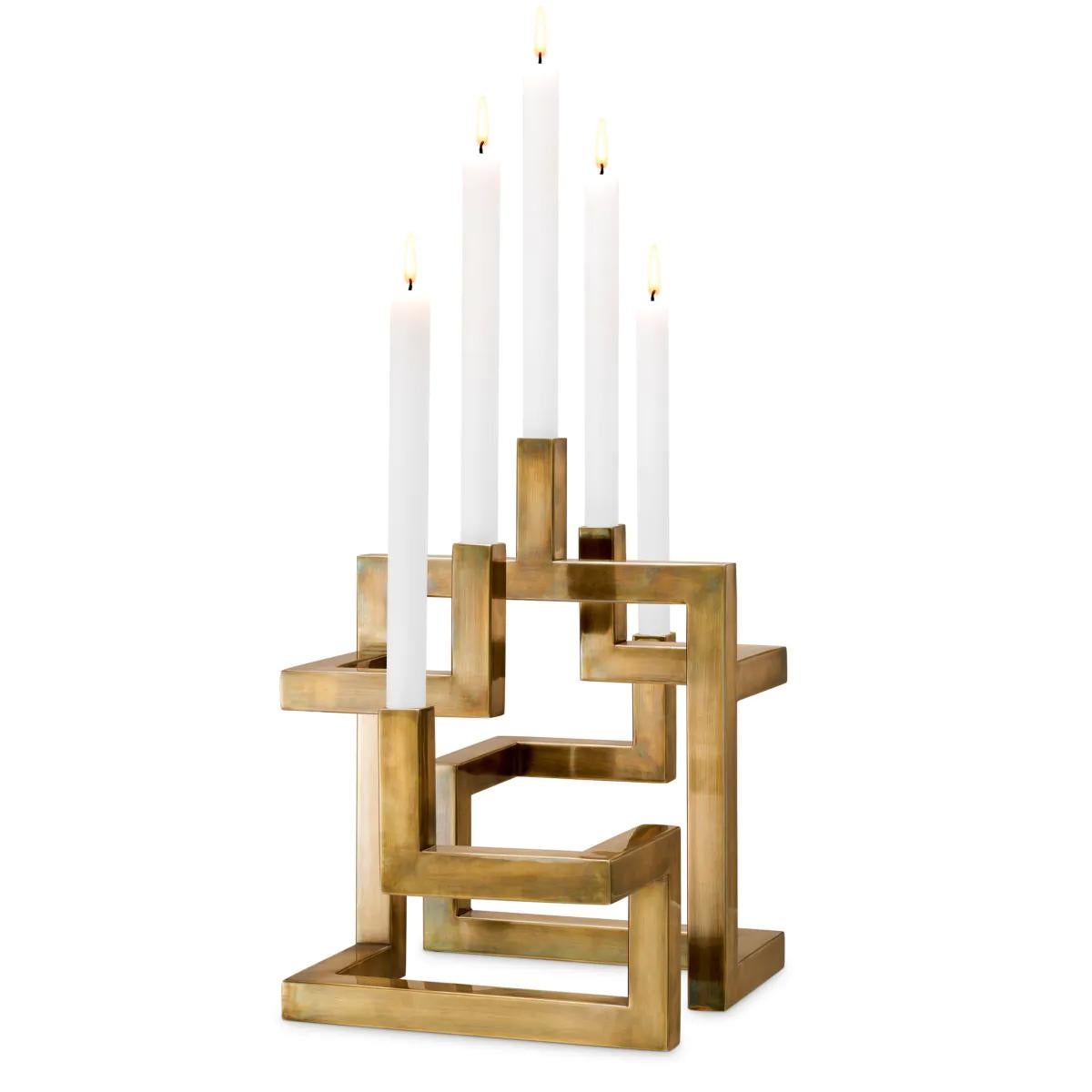 Candelabro de latón Teka Hecho a mano en venta