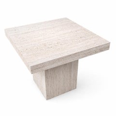 Tavolino Teka in marmo travertino italiano su ordinazione Mobili su misura