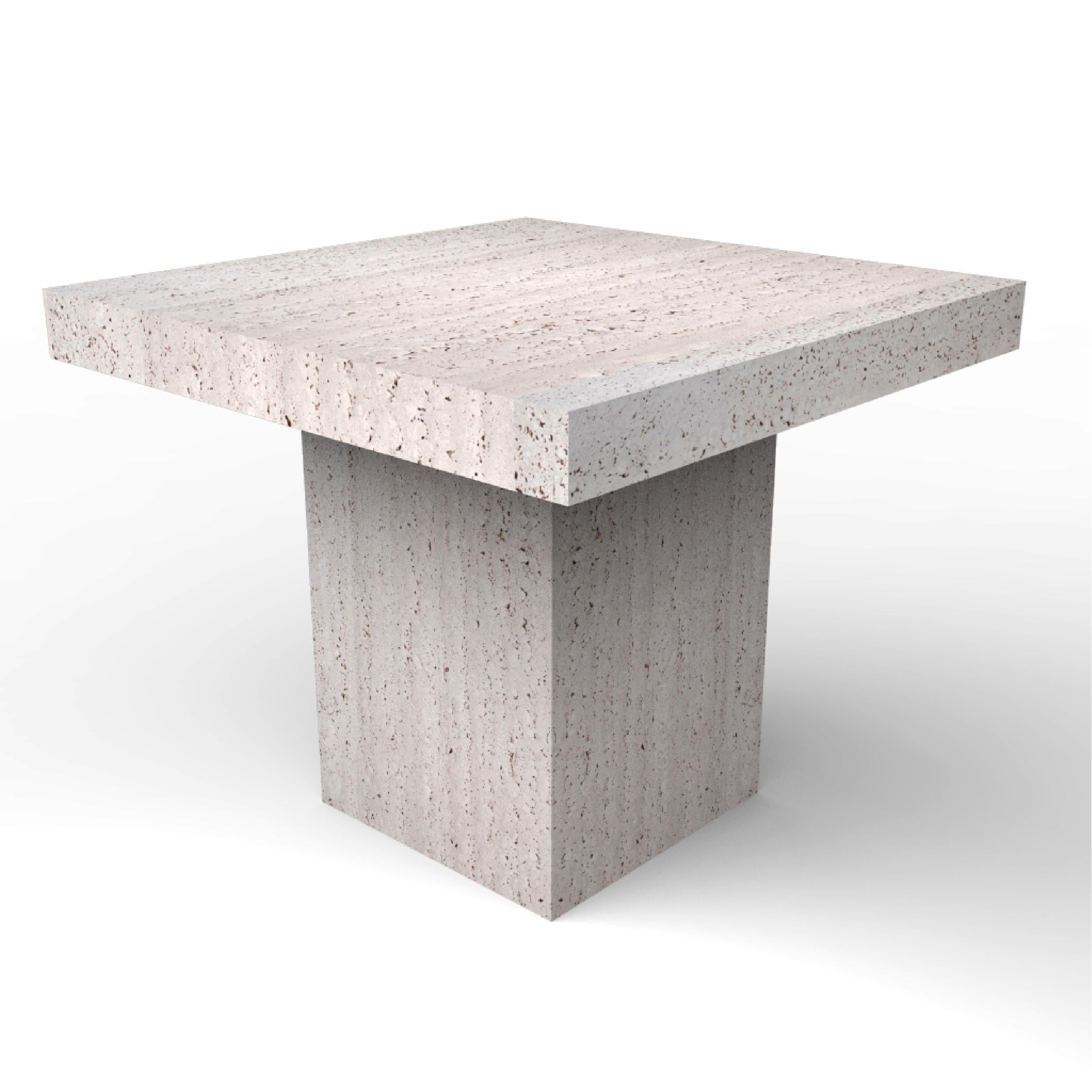 Pierre Table d'appoint Teka italienne en marbre travertin fabriquée sur commande meubles sur mesure en vente