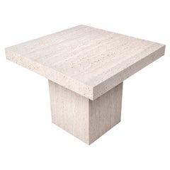 Tavolino Teka in marmo travertino italiano su ordinazione Mobili su misura