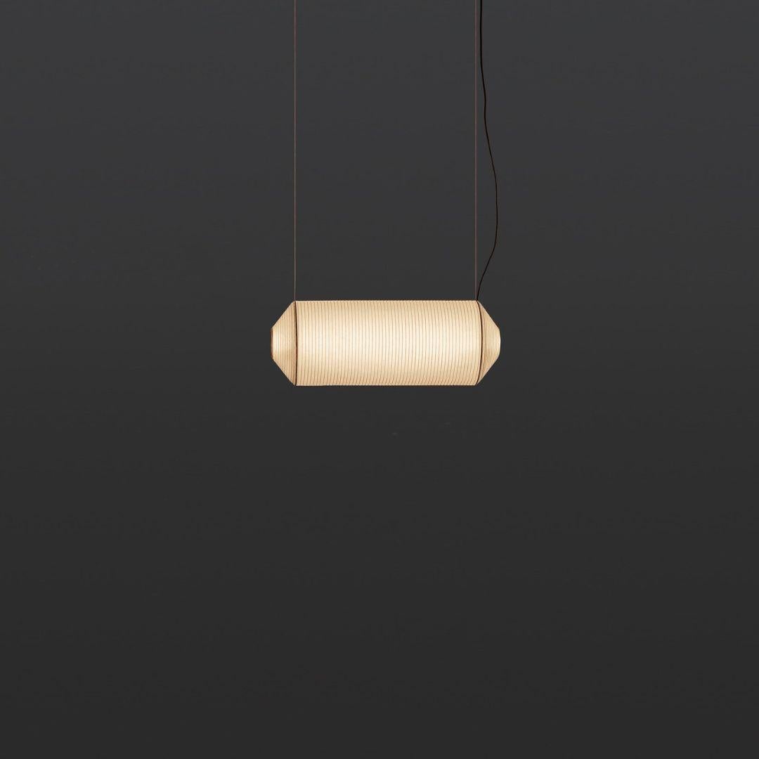 'Tekio Horizontal P1' pendant lamp in Japanese Washi paper for Santa & Cole

Founded in 1985 in Barcelona, Santa & Cole produces iconic pieces by such luminaries as llmari Tapiovaara, Miguel Milá and other European icons with a commitment to