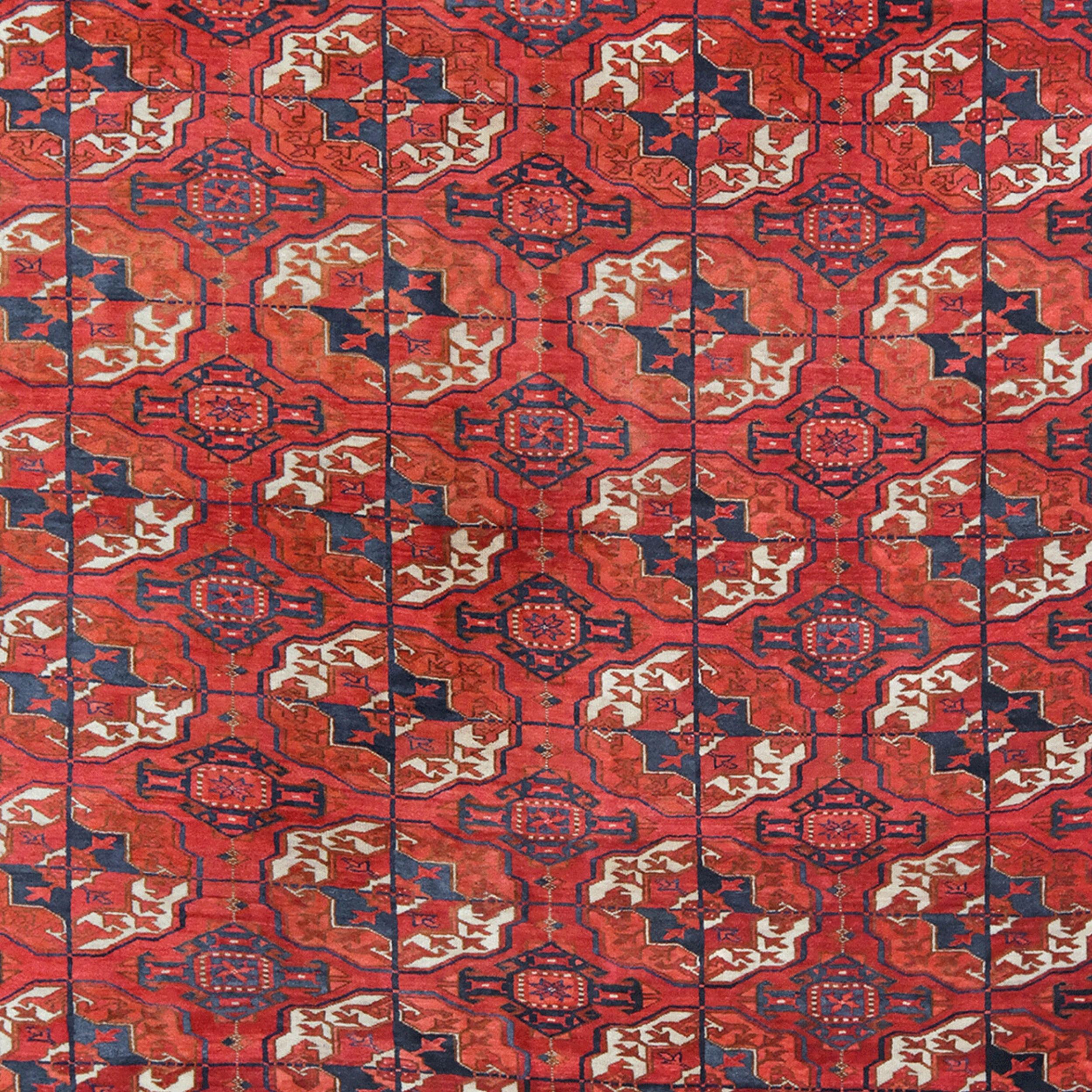 Centrasiatique Tapis principal Tekke - Tapis principal turkmène Tekke de petite taille en vente