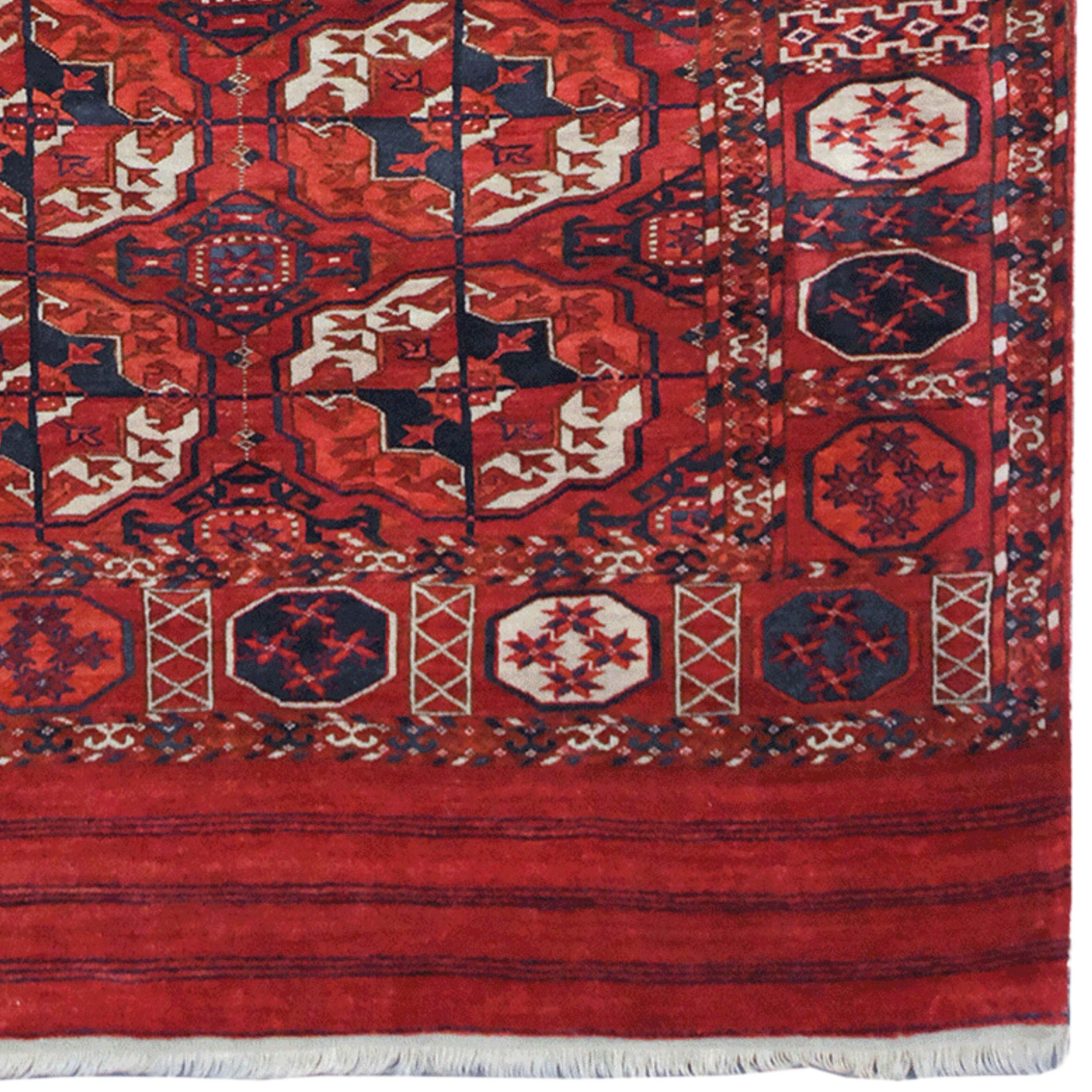 XIXe siècle Tapis principal Tekke - Tapis principal turkmène Tekke de petite taille en vente
