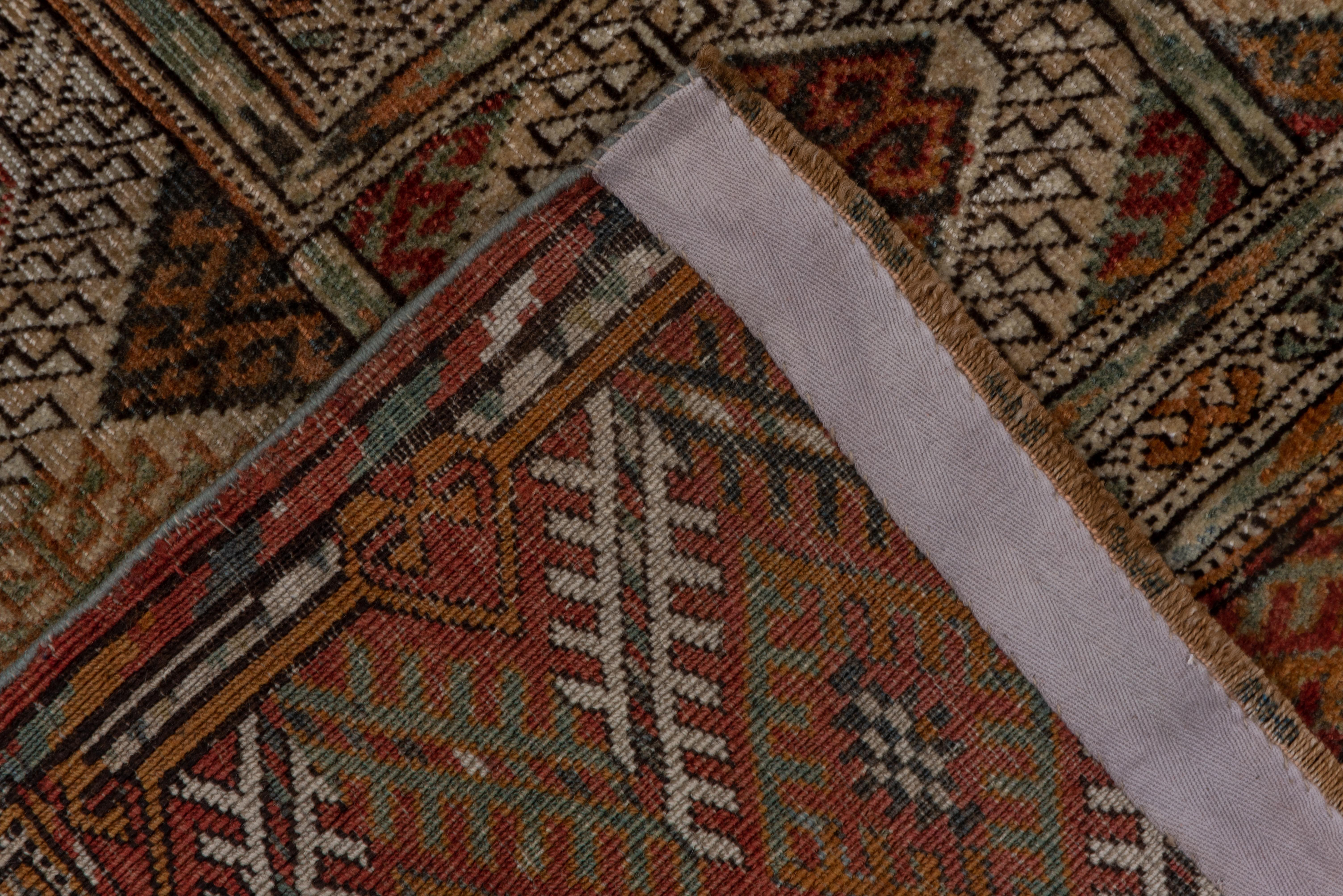 Tekke Turkmen Main Carpet, circa 1910s In Good Condition In New York, NY