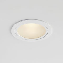 Tekna Flatspot 2 Trim 12V LED Downlight con finitura bianca e vetro smerigliato