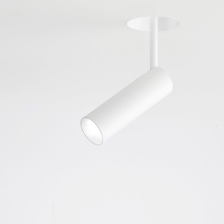 Luminaire encastré orientable sans garniture (aussi bien pour l'installation dans une plaque de plâtre que dans un plafond dur). Visible
tube encastré, à fleur de plafond, complet avec spot lumineux, axial réglable de 0° à 90° - directionnel à