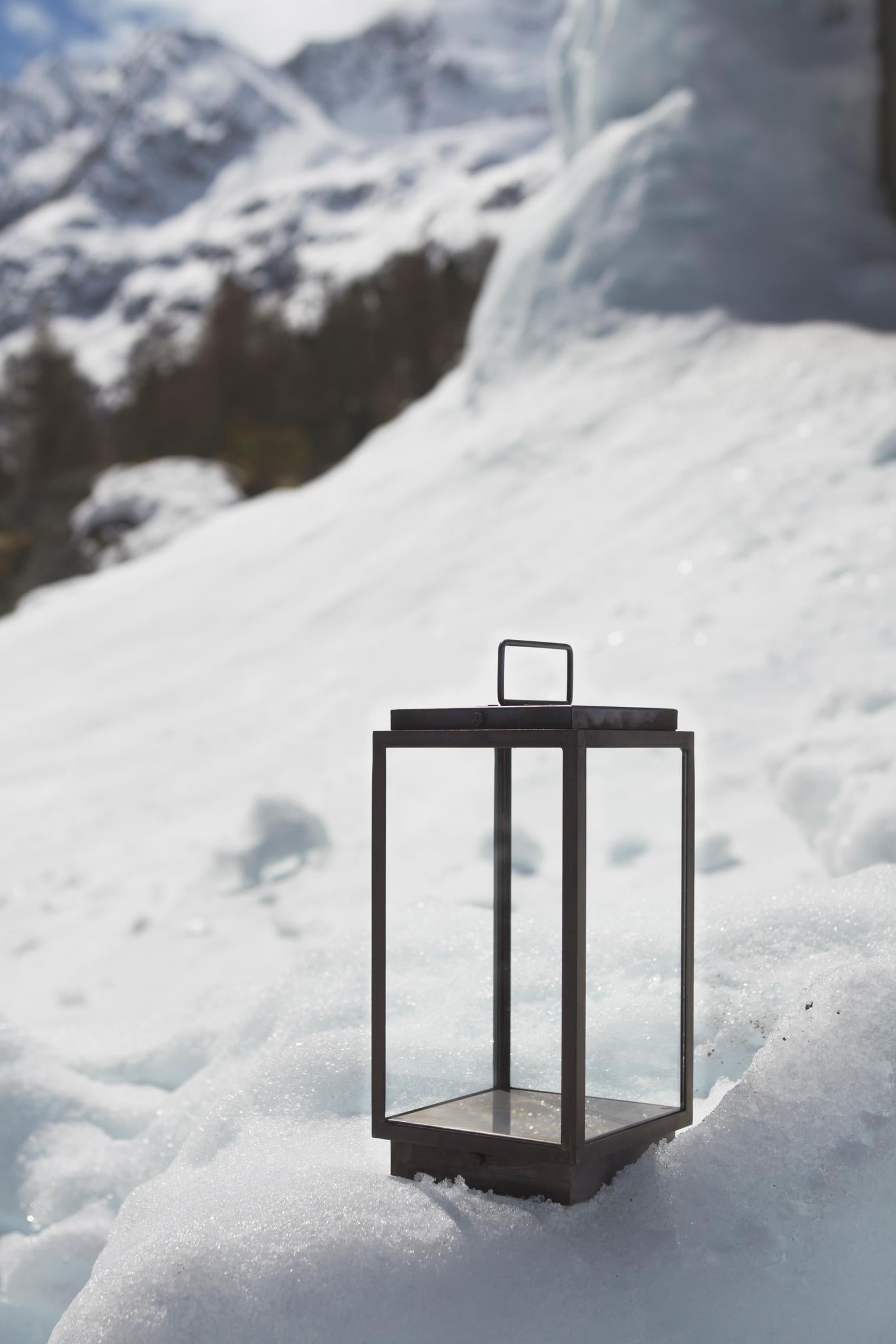 XXIe siècle et contemporain Tekna Gio Bagnara Lampe à poser Marin en Ultra Marine et Or en vente