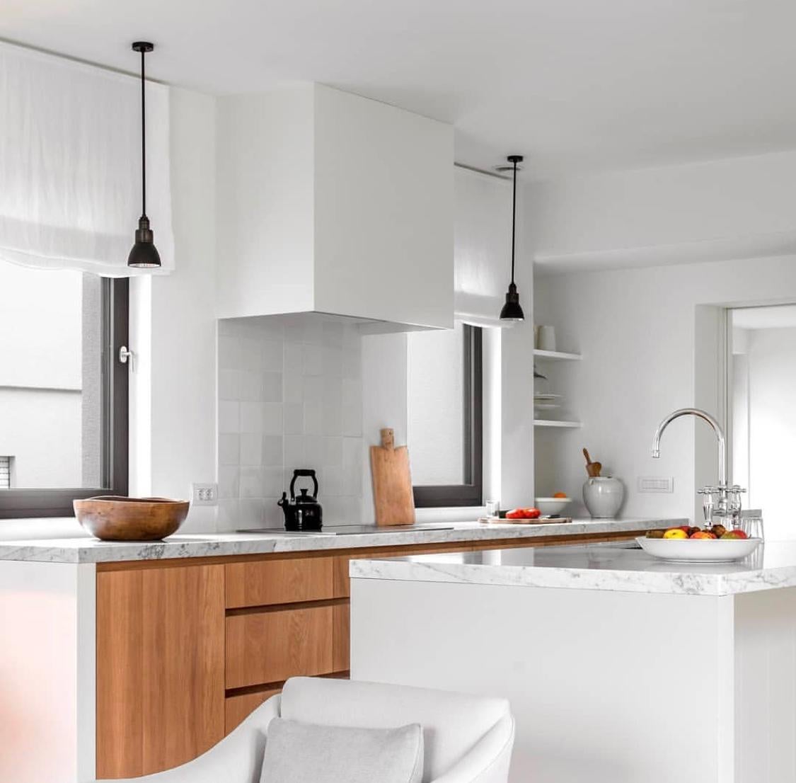 Belga Plafoniera a sospensione Tekna Loft con finitura in bronzo scuro in vendita