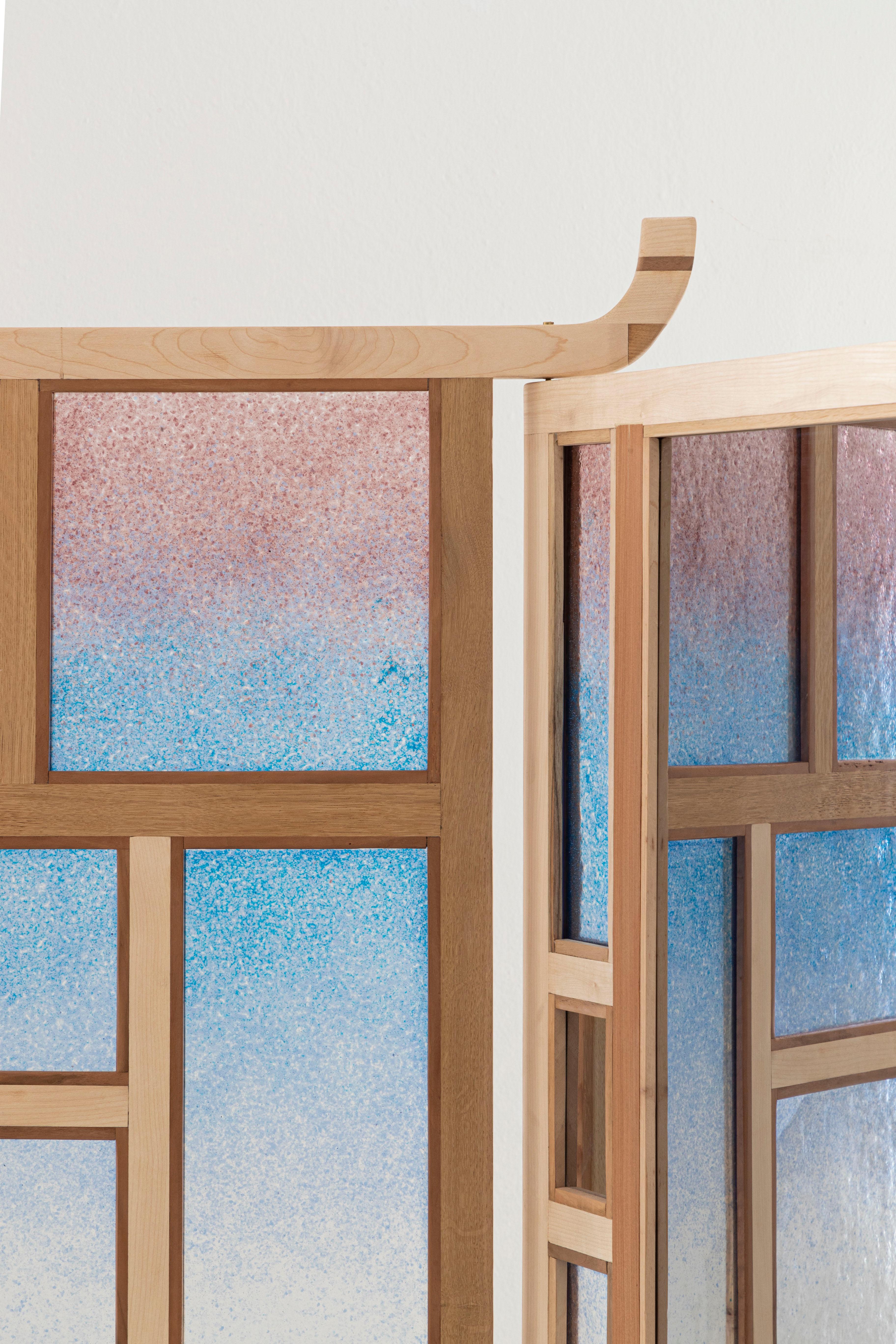 Italian Handcrafted Screen in Wood and Murano Glass by Andrea Zambelli For Sale