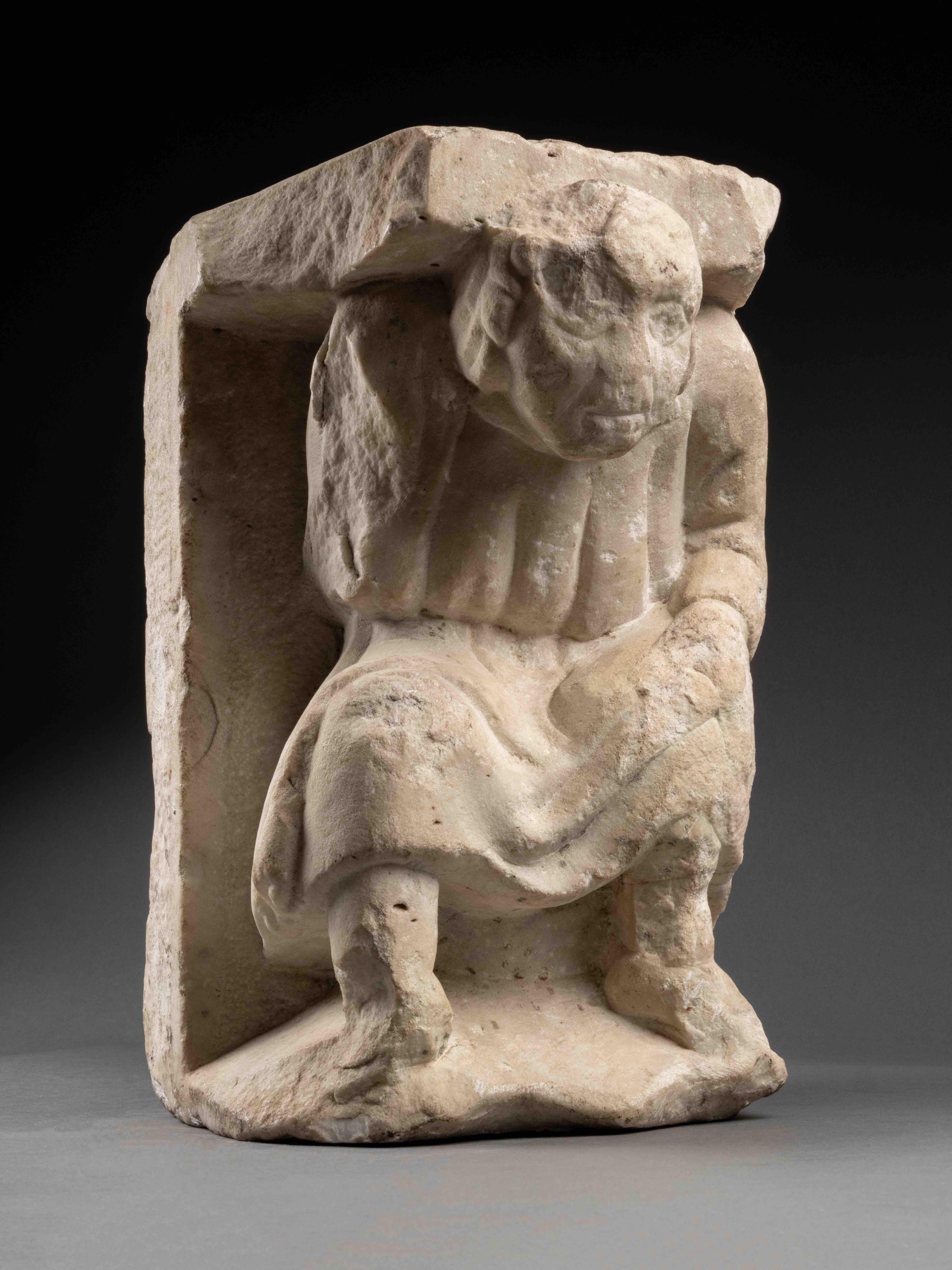Carved Romanesque Telamon - Northern Italy, late 12th (Reemployed Roman marble) For Sale