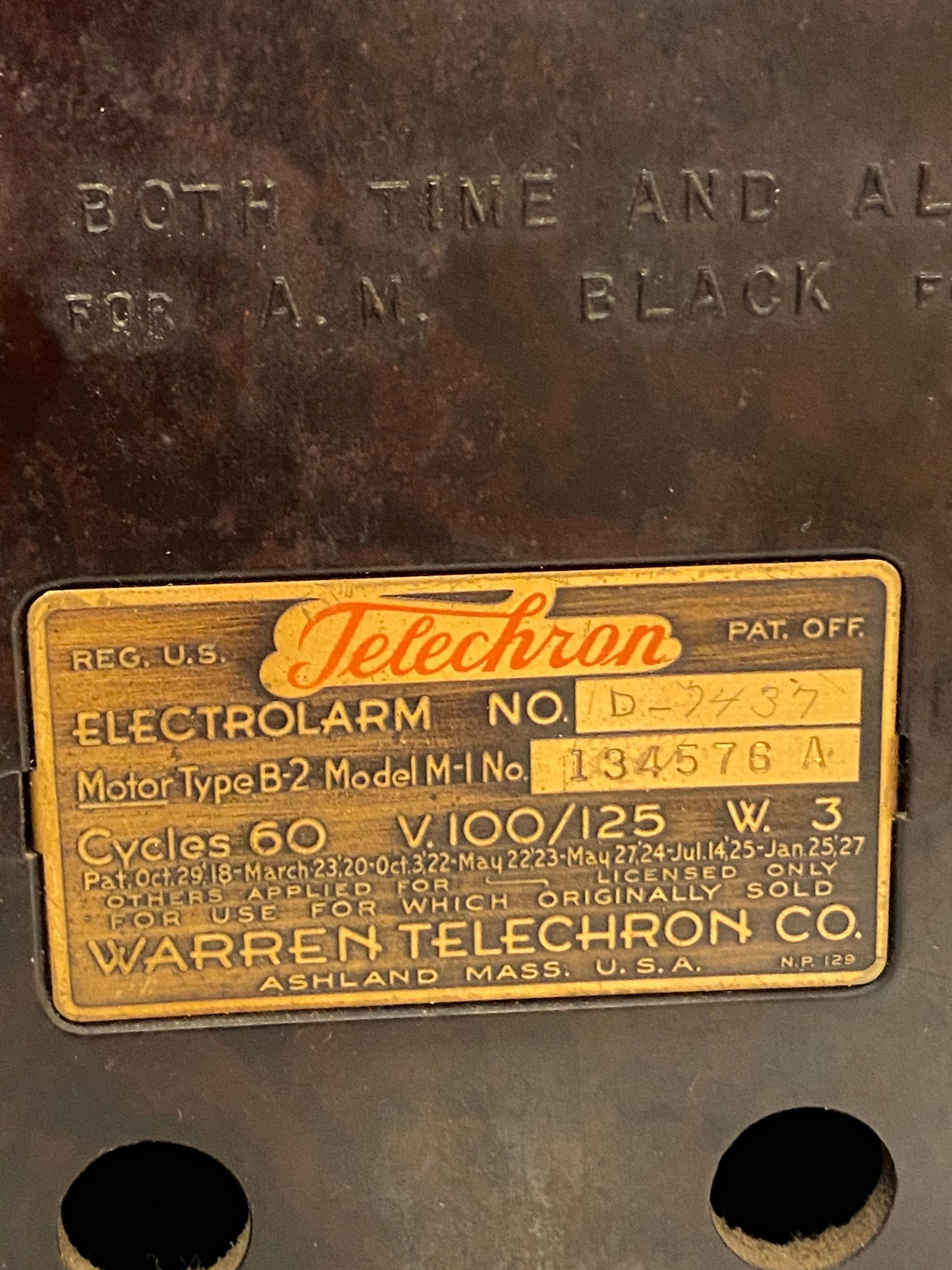 Telechron-Wolkenkratzer-Uhr aus Bakelit im Angebot 2