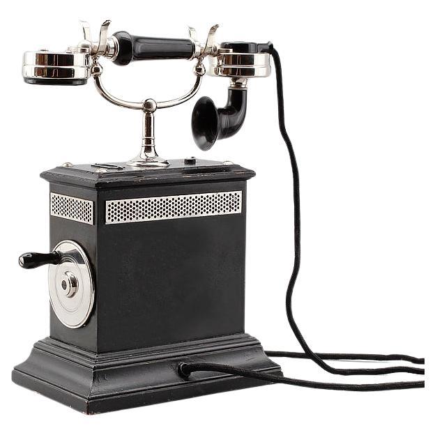 Téléphone de bureau vintage Telegrafverkets Verkstad Stockholm de 1910 en vente