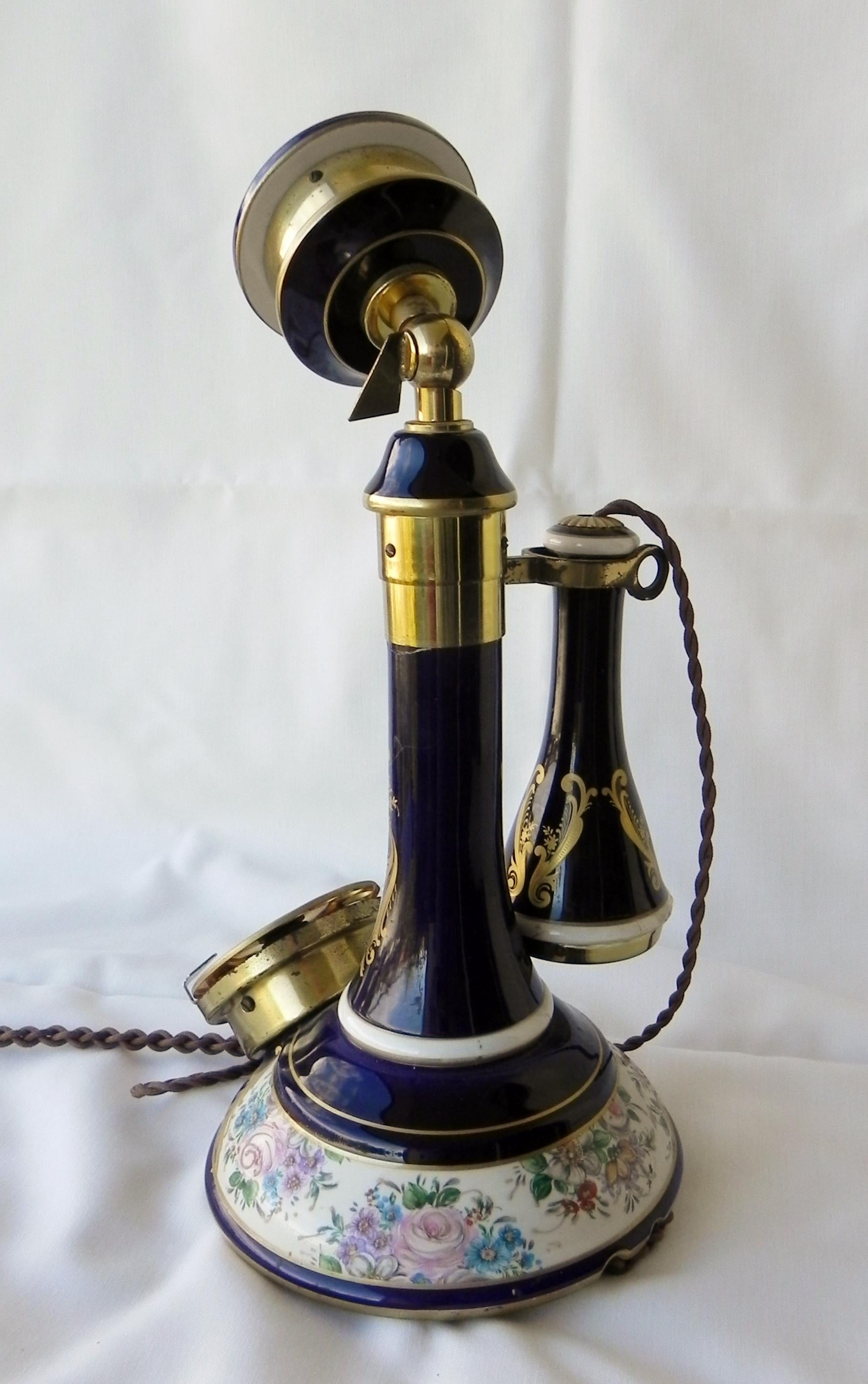 Telefono aus Keramik aus Limoges, 70.Jahre im Zustand „Relativ gut“ im Angebot in Felino, IT