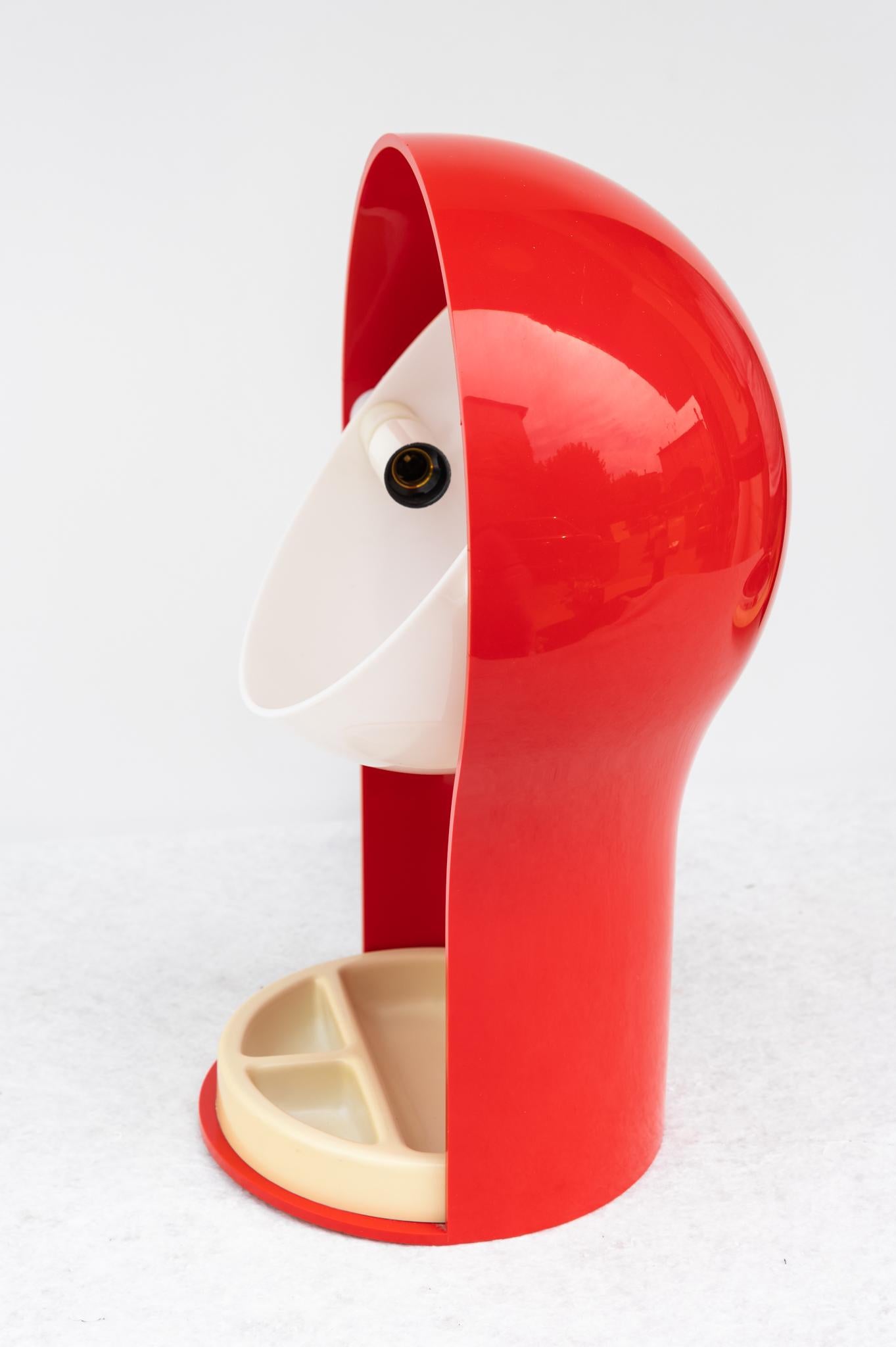 Telegono lamp by Vico Magistretti for Artemide, Made in Italy, 1960s. 
Telegono table lamp, Design Vico Magistretti for Artemide, Italy, 1969.
The lamp is original and working. Very slight wear due to time present.  
The price of shipping is for the