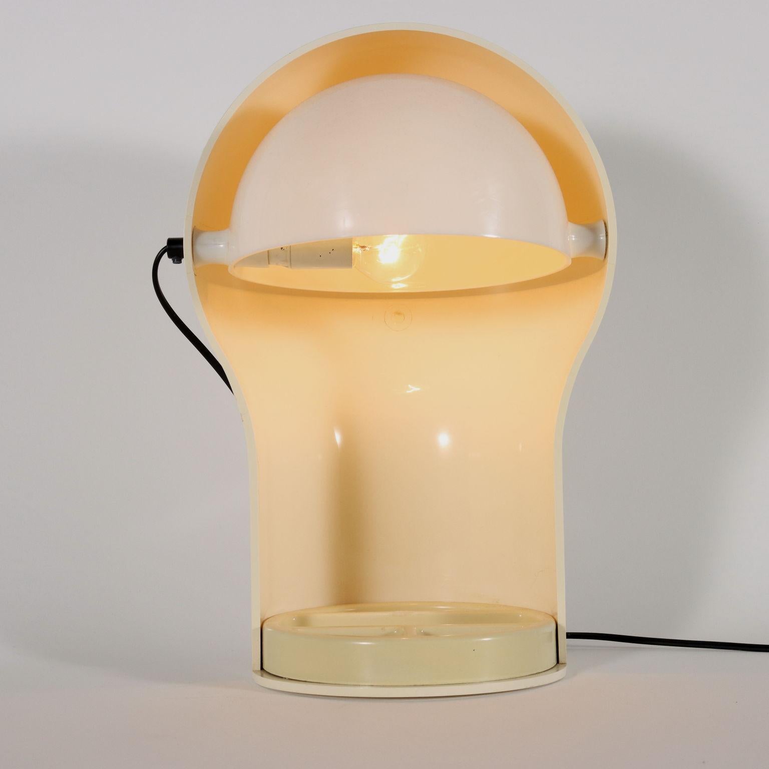 Mid-Century Modern Telegono Lamps by Vico Magistretti for Artemide, 1960s-70s